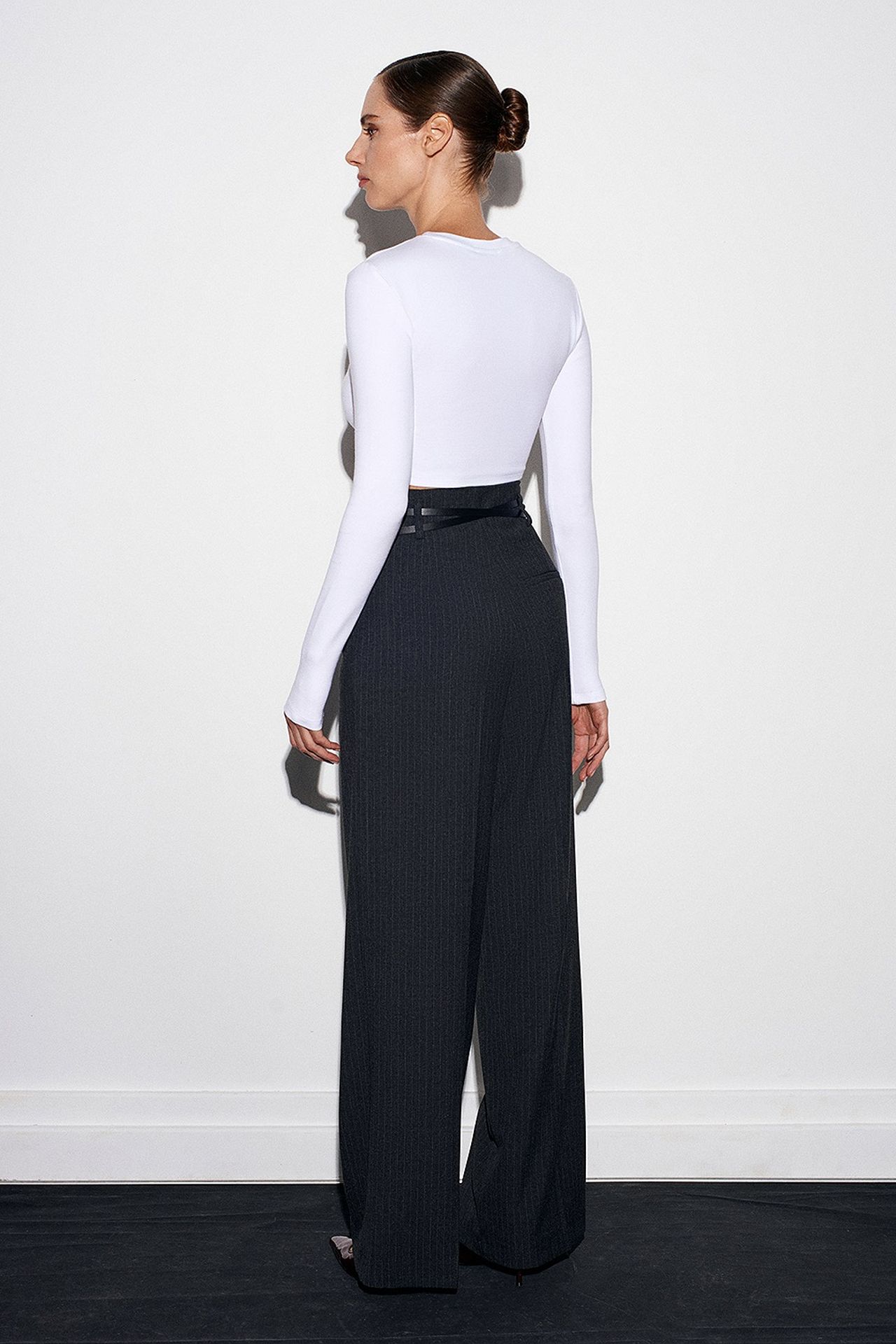 DILVIN Women’s Straight-leg Trousers 2