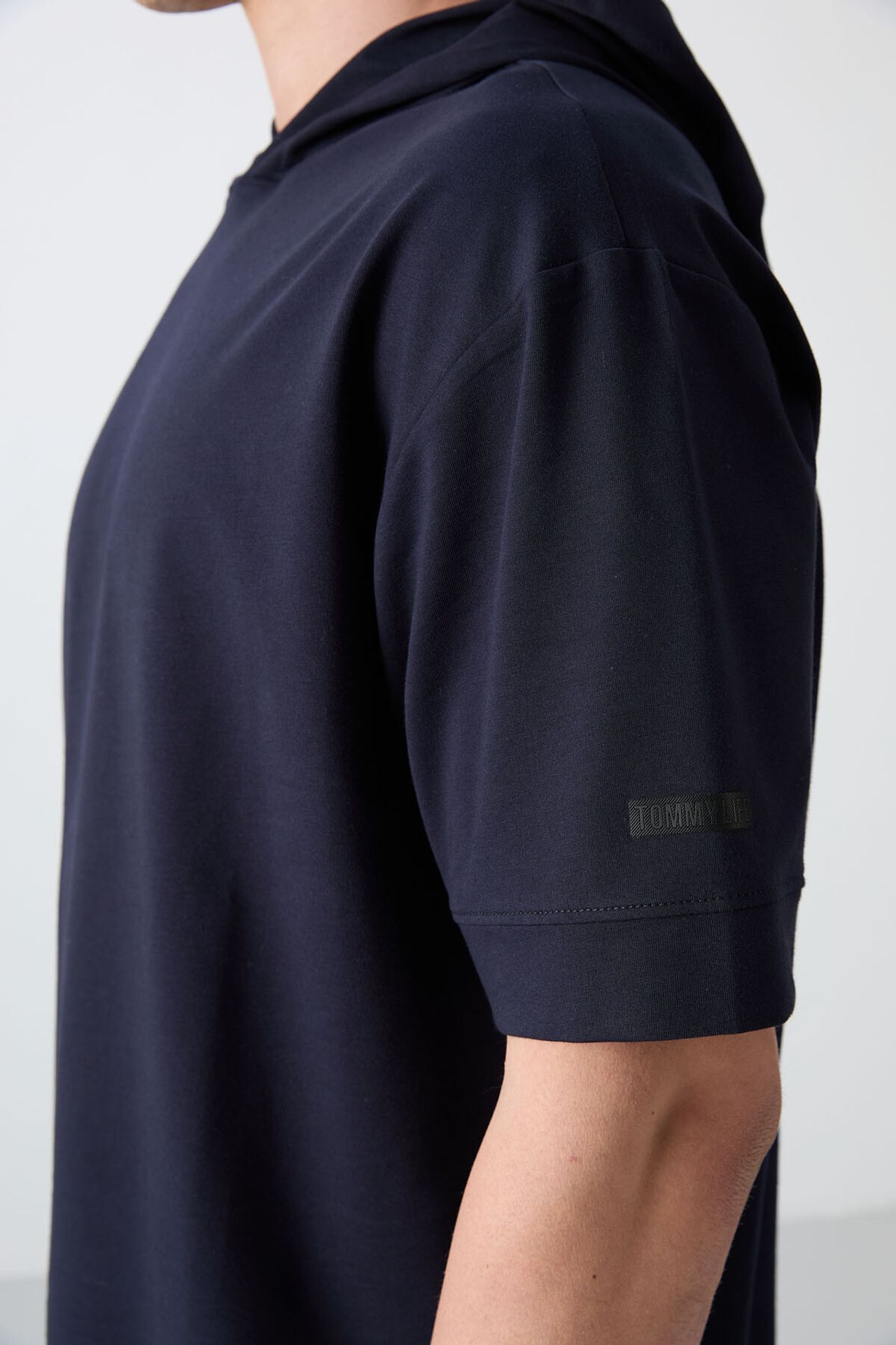 TOMMY Oversized Hooded Short-Sleeve T-Shirt 3