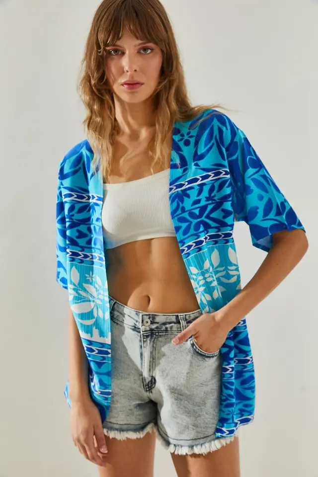 LUCCI Patterned Kimono