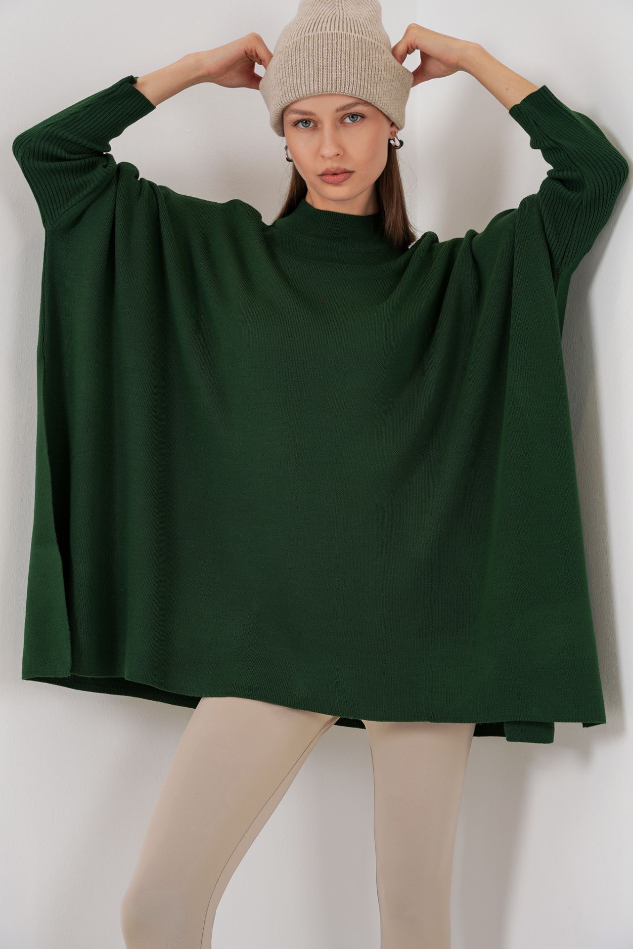 BDART Oversized Acrylic Crew Neck Jumper 4