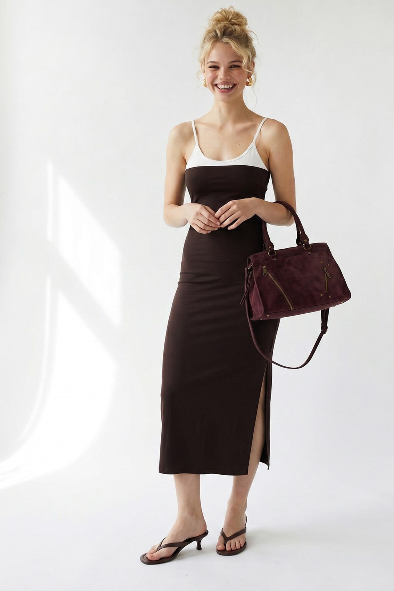 MIXRAY Sleeveless Bodycon Midi Dress With Slit 3