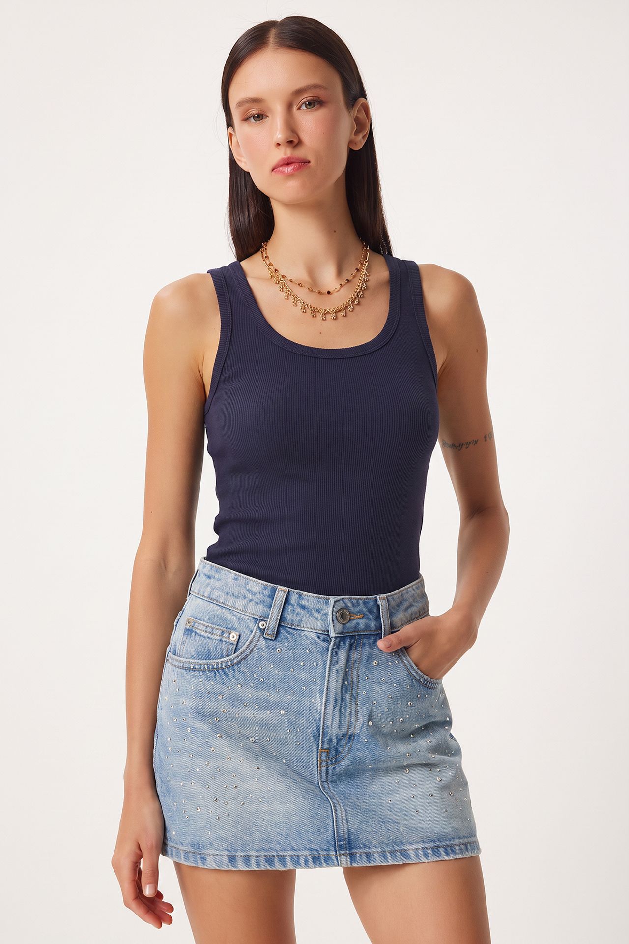 ISTANBUL Fitted Cotton U Collar Tank Top 1