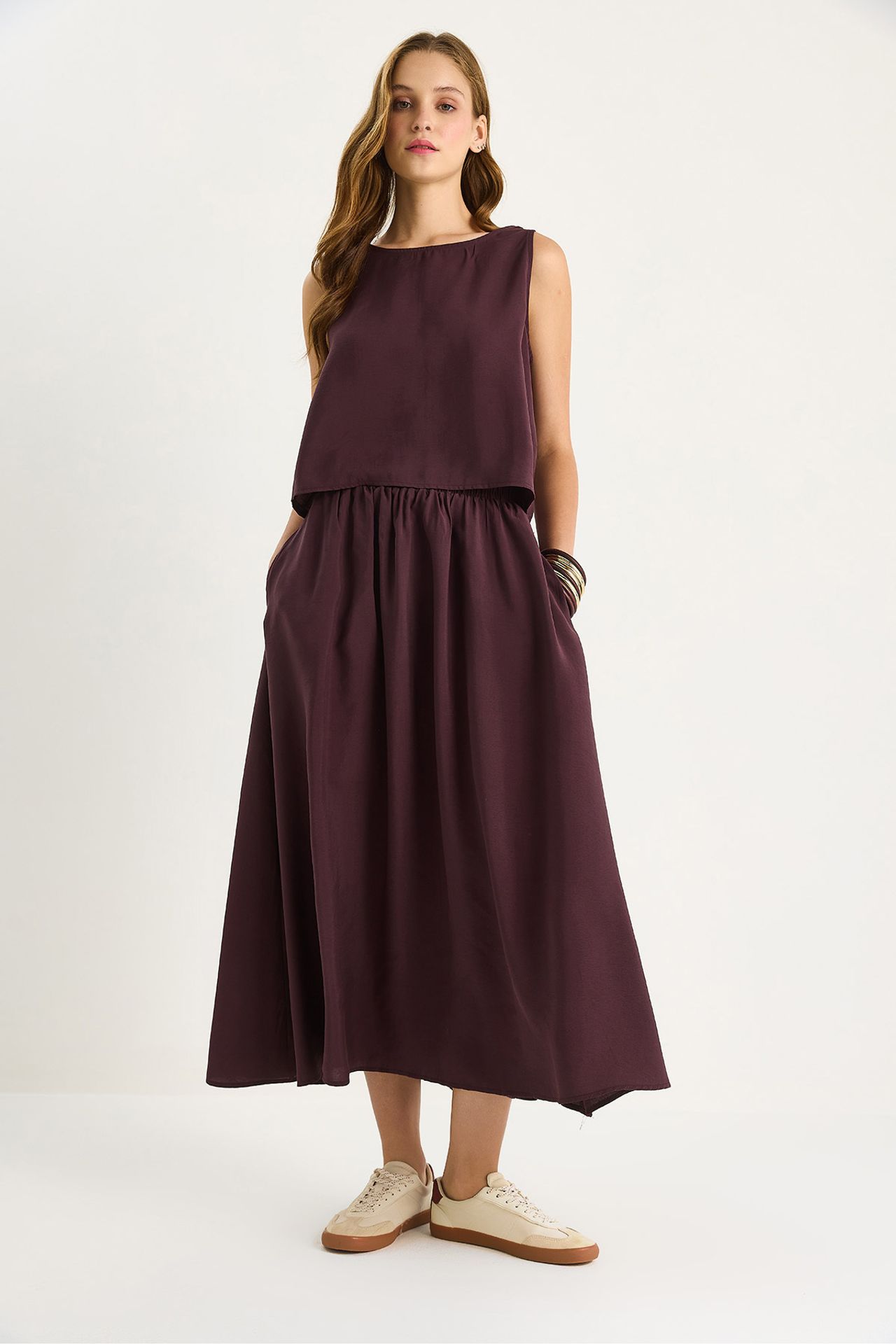 Sleeveless Scoop Neck Tank Top and Midi Skirt Co-Ord Set 3