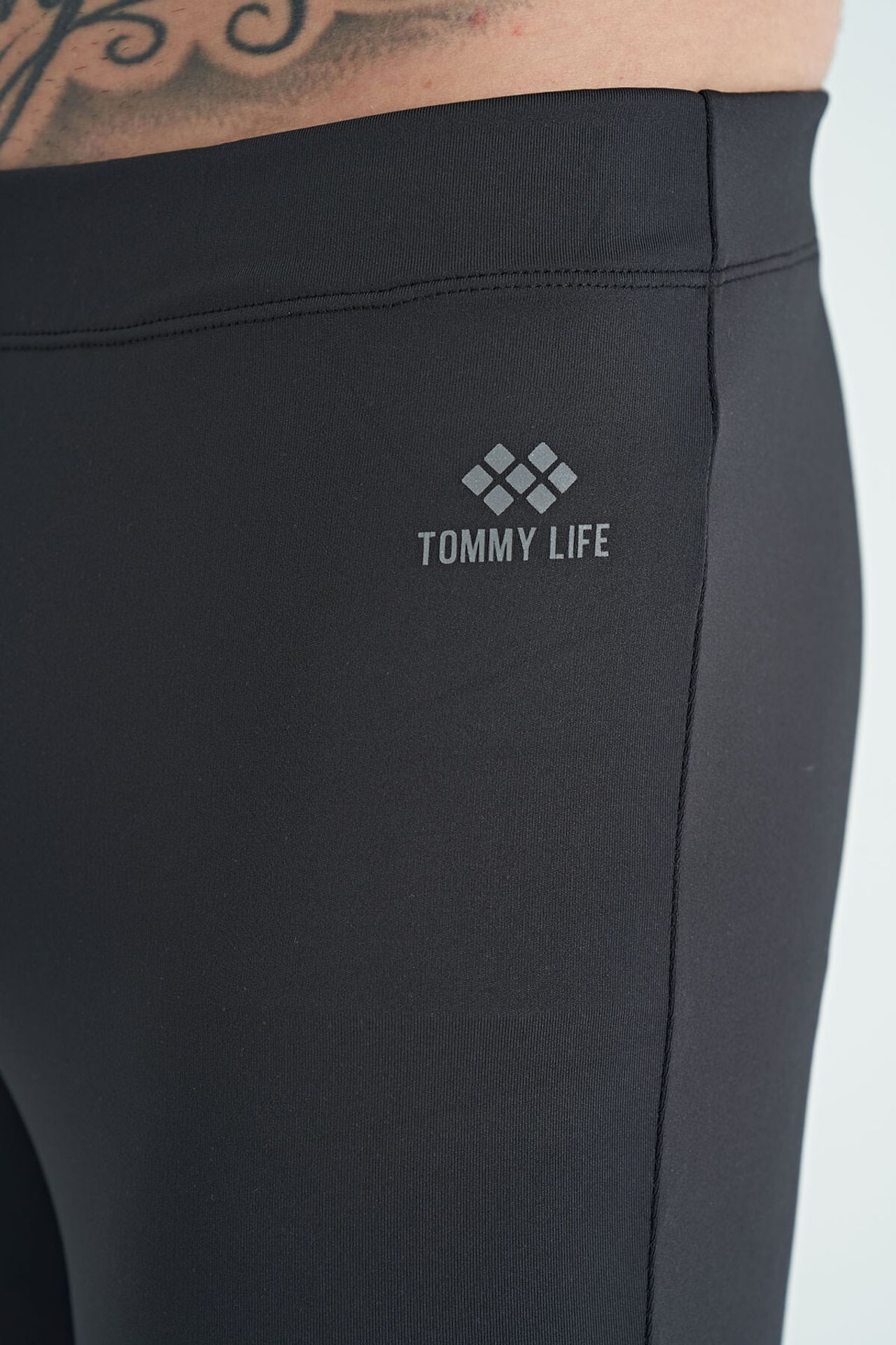TOMMY Men's Skinny High-Waist Knit Active Pants 4