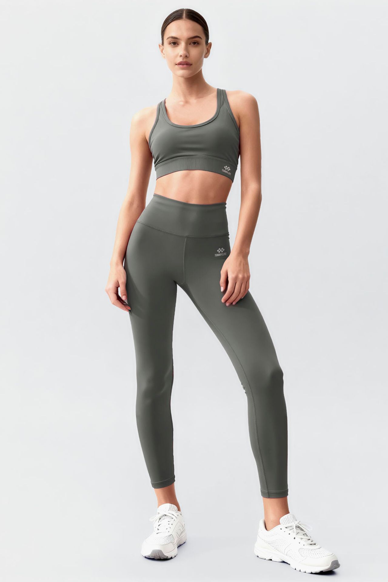TOMMY Sleeveless Athletic Set With Leggings 3