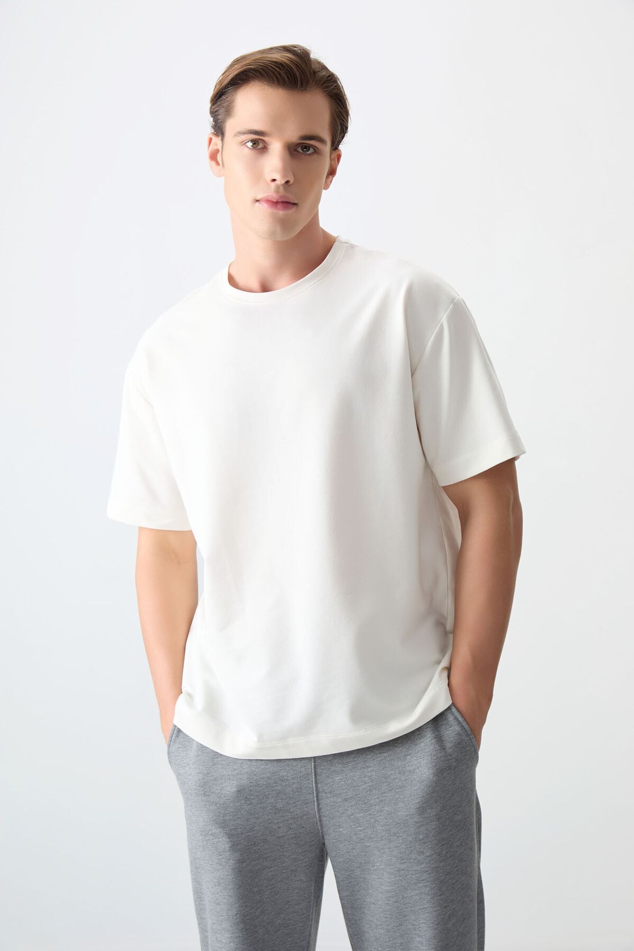 TOMMY Oversized Cotton Blend Crew Neck T-Shirt 2