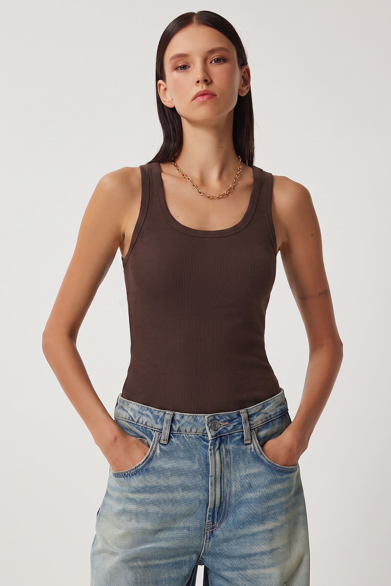 ISTANBUL Fitted U Collar Knitted 2- Pack Tank Top 2