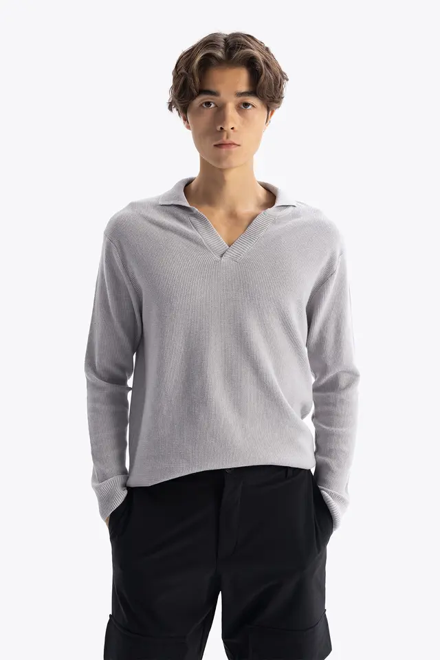 GIESTO V-Neck Ribbed Knit Sweatshirt