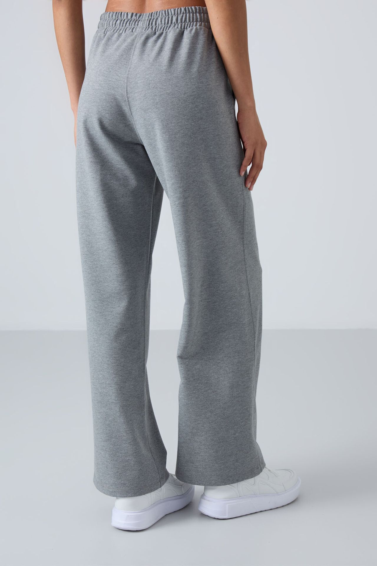 TOMMY Wide-Leg Pull-On Sweatpants 5