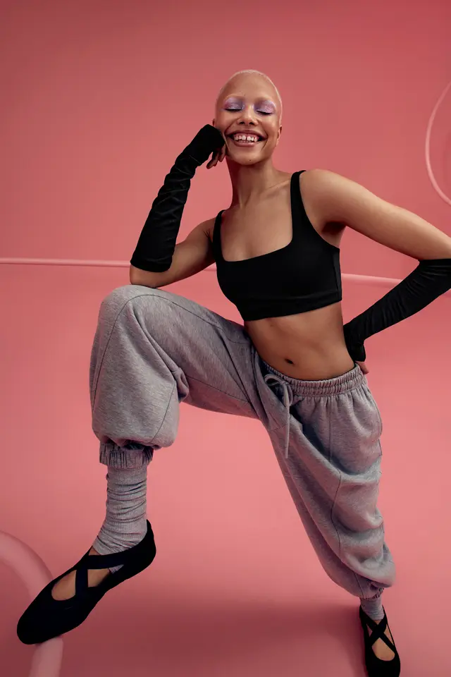 PENTI Stitch Detail Brushed Balloon Cut Sweatpants