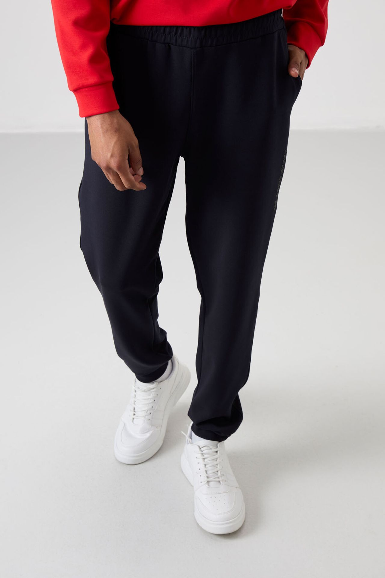TOMMY Printed Fleece Sweatshirt And Pants Set 3