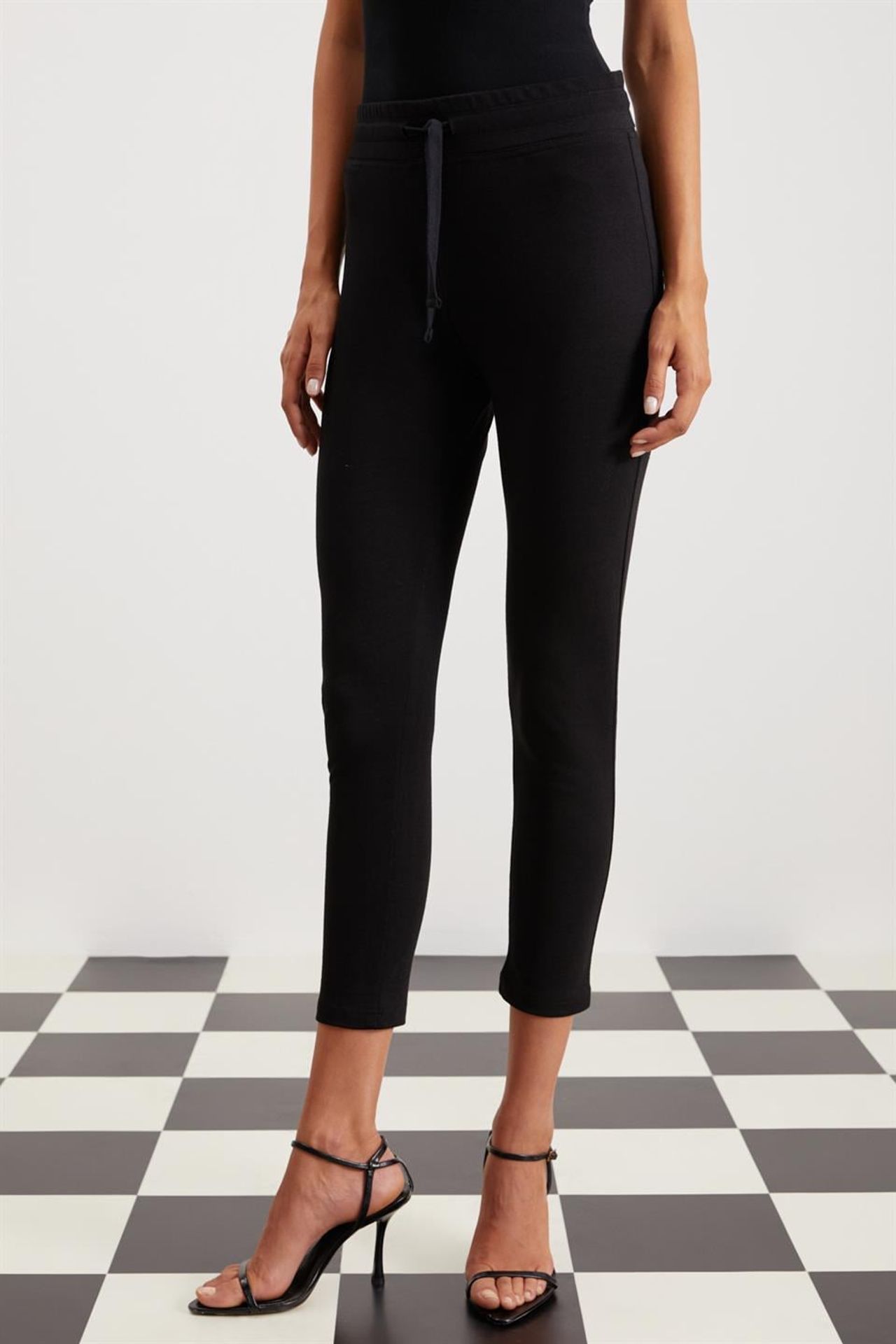 GRIMELANGE High Waist Capri Leggings 2
