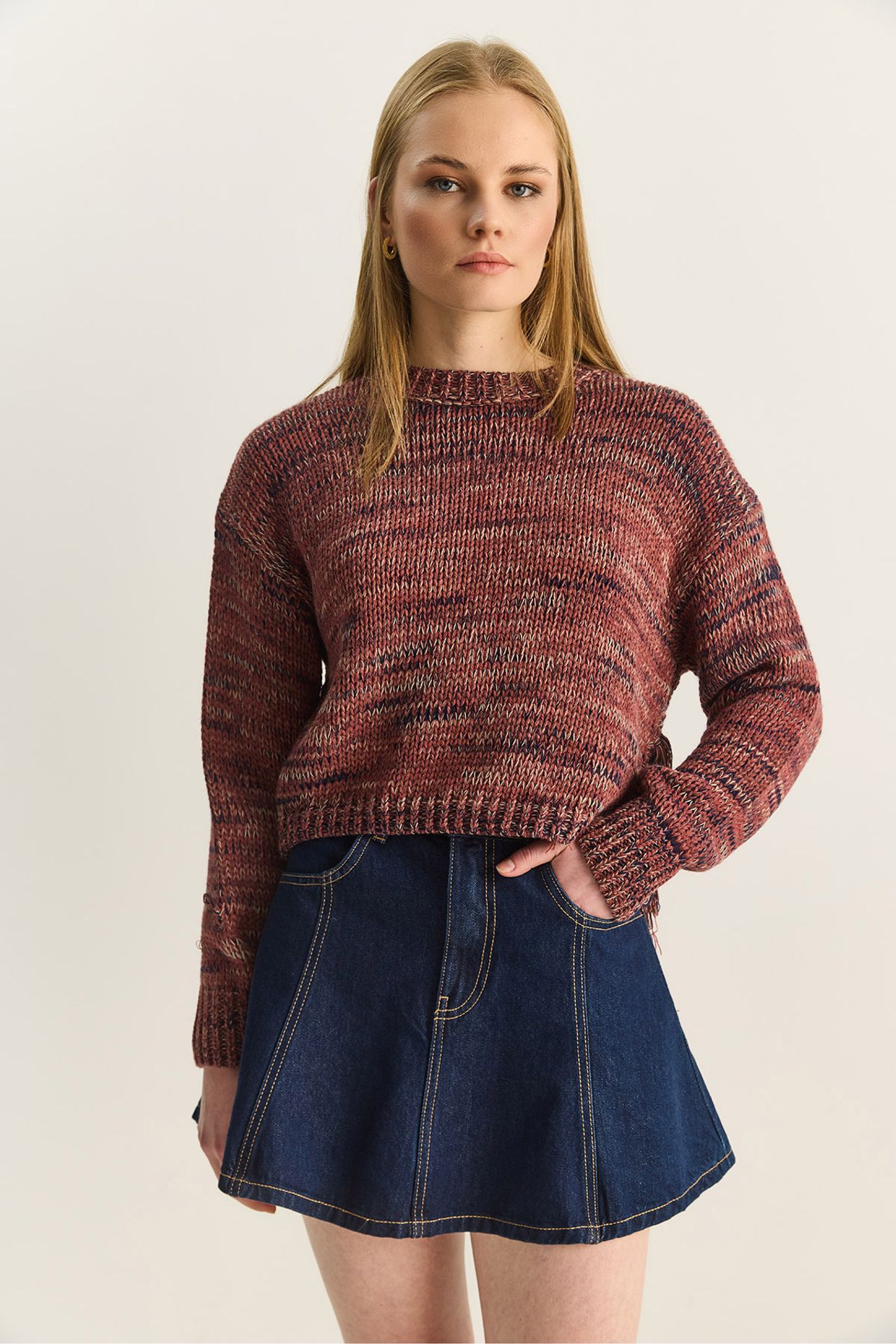 LUCCI Women's Sweater 2