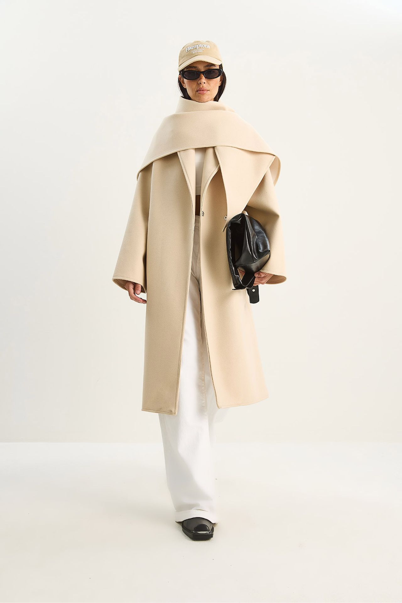 LUCCI Oversized Shawl Collar Buttoned Coat