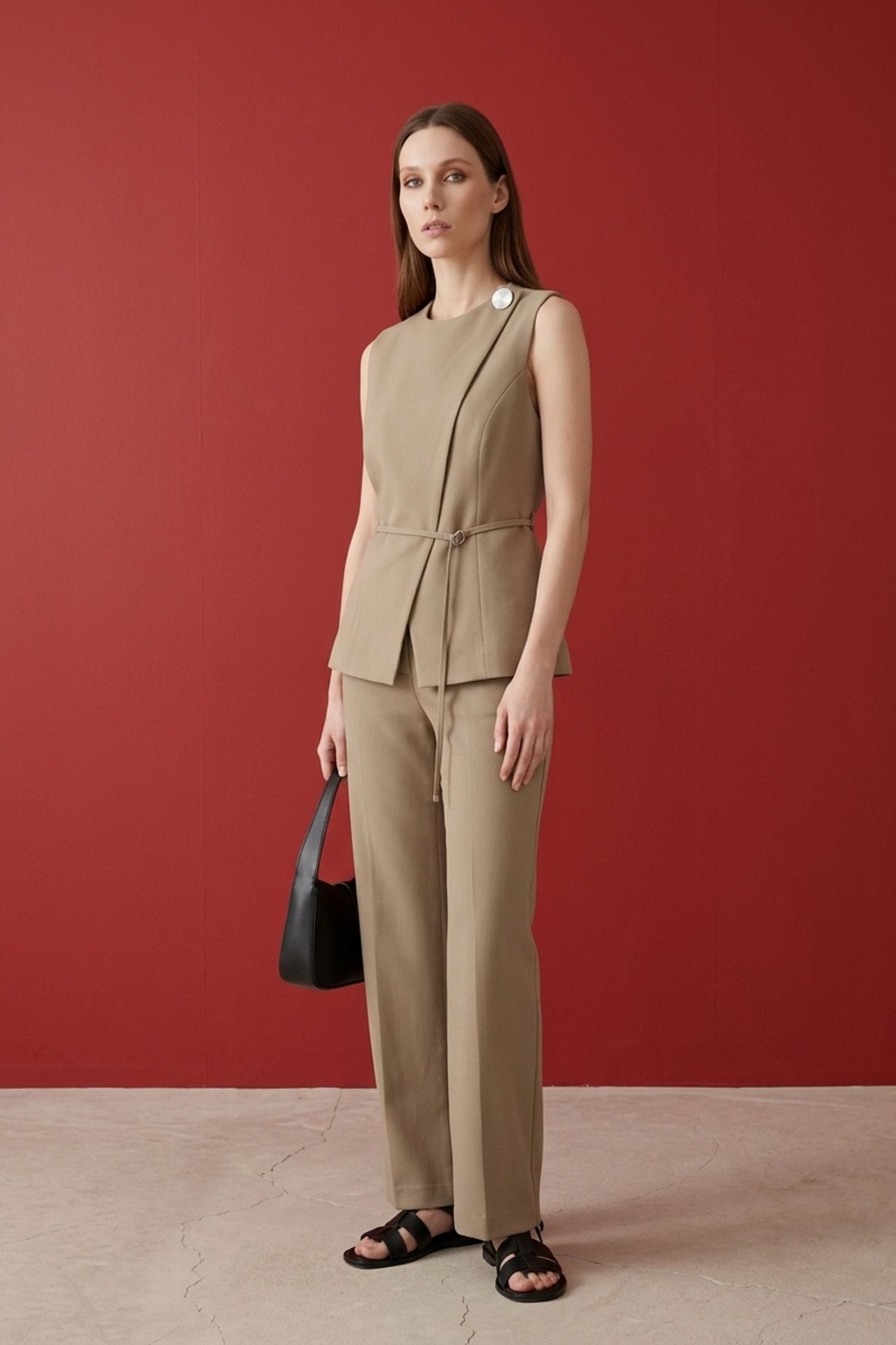 MY FASHION Belted crepe waistcoat 1