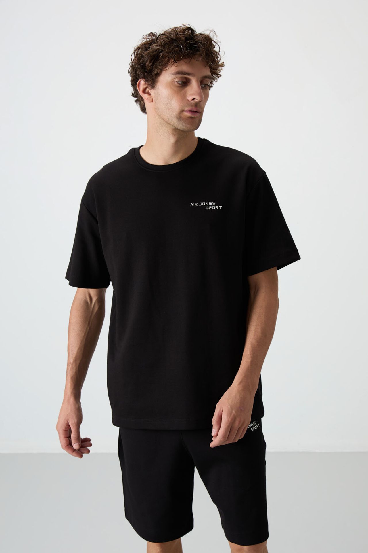 TOMMY Oversized Short-Sleeve T-Shirt And Shorts Set 5