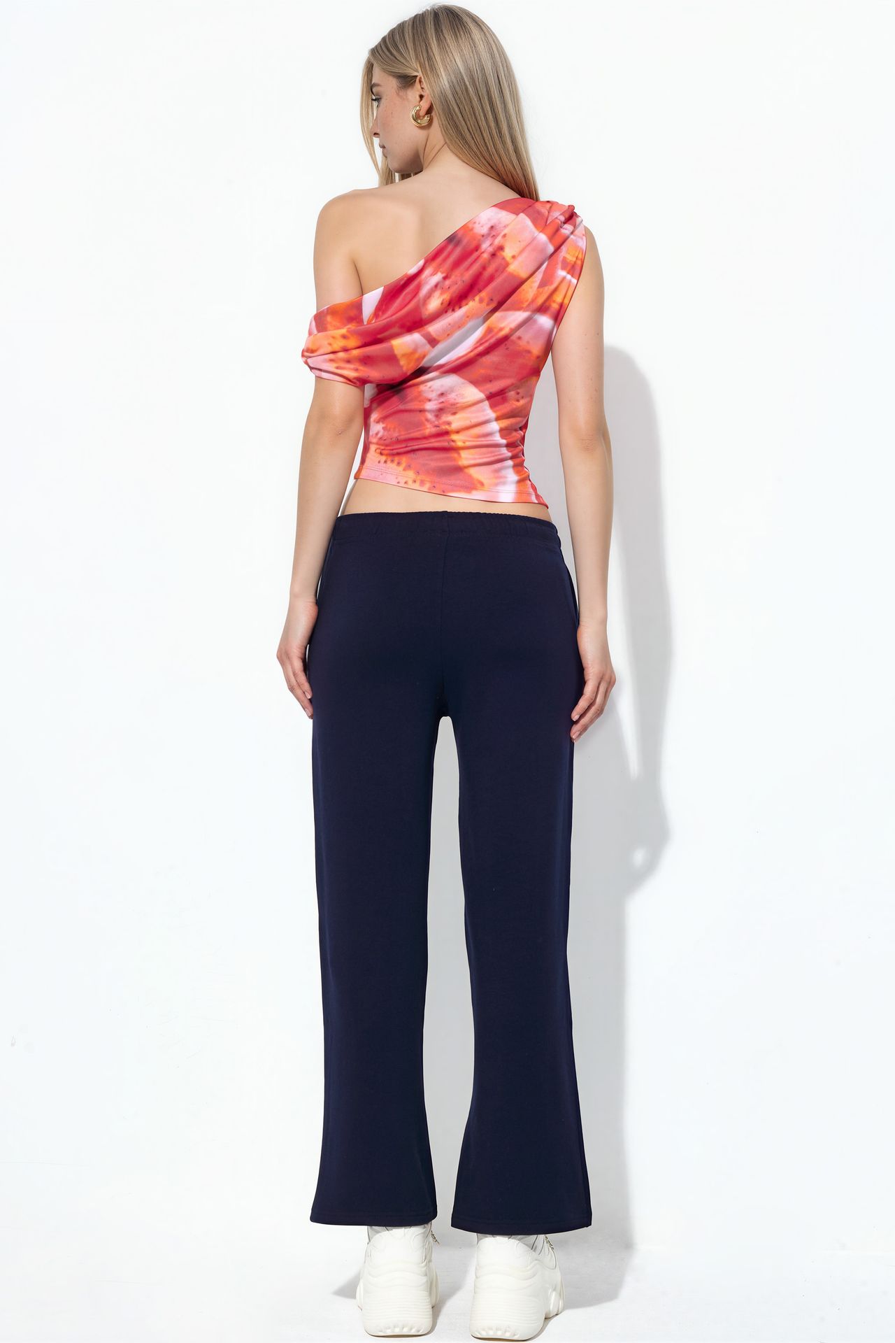BUSEM Wide-Leg Pull-On Sweatpants 3