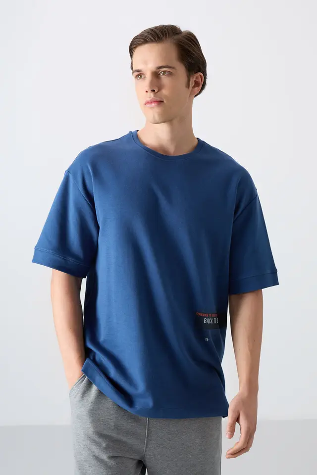 TOMMY Oversized Cotton-Blend Crew Neck T-Shirt