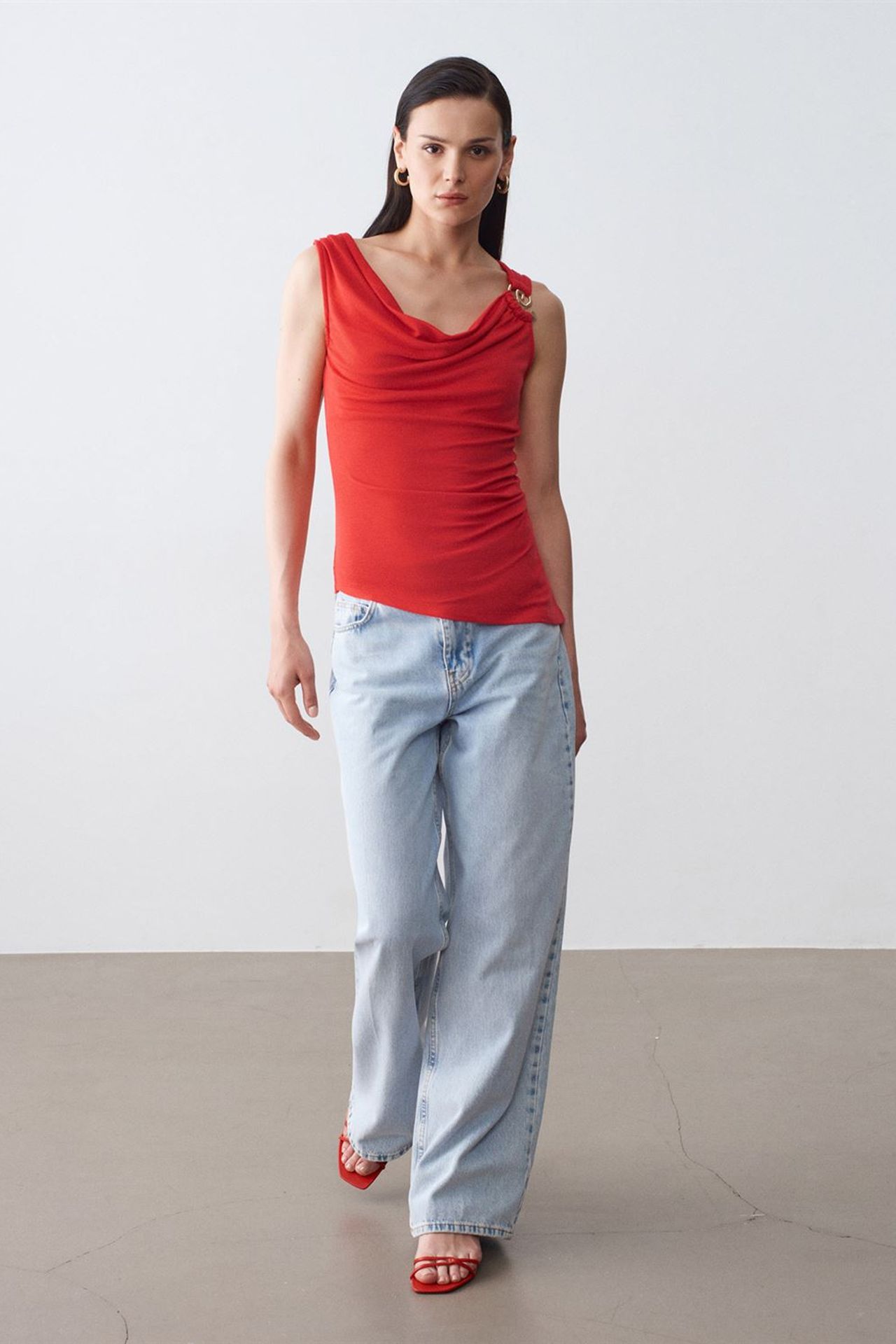DILVIN Sleeveless Cowl Neck Shell Top 4