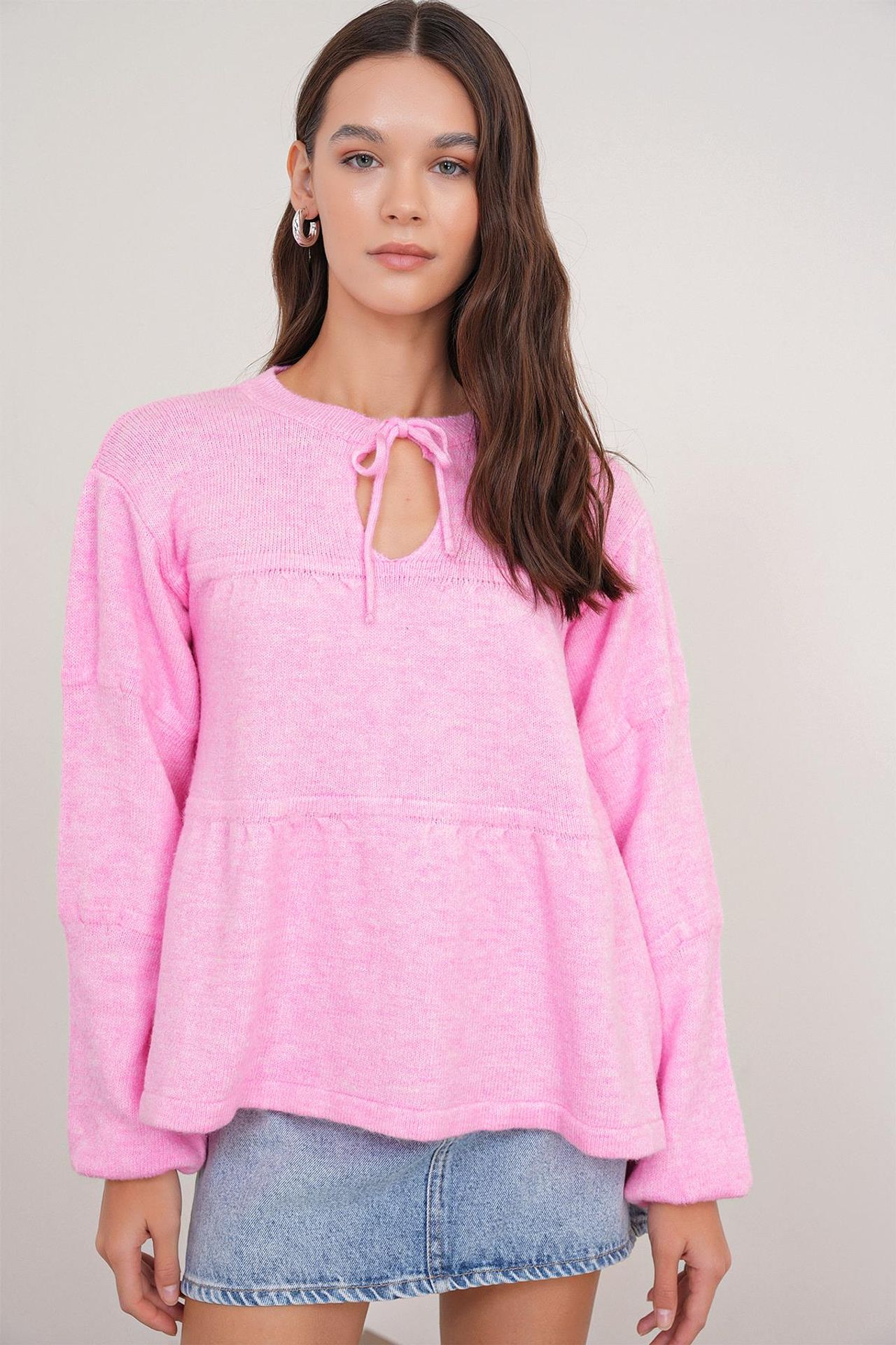 Mixray Tie-Detail Loose Knit Sweater 1