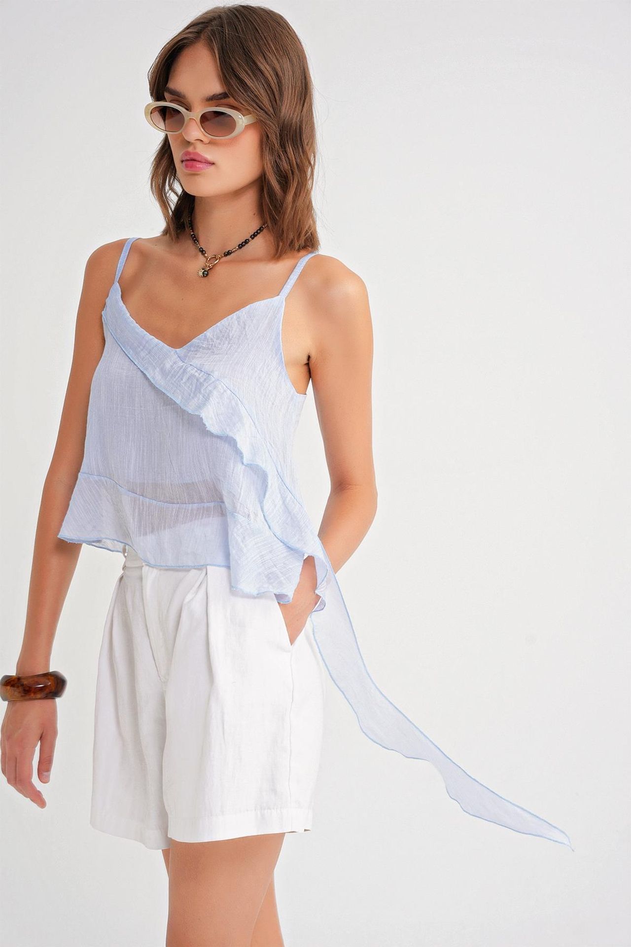 Mixray Frilly Textured V-Neck Crop Top 4