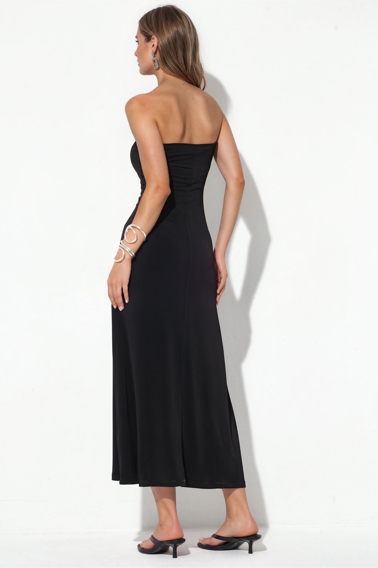 BUSEM Strapless Straight Maxi Dress With Slit 3