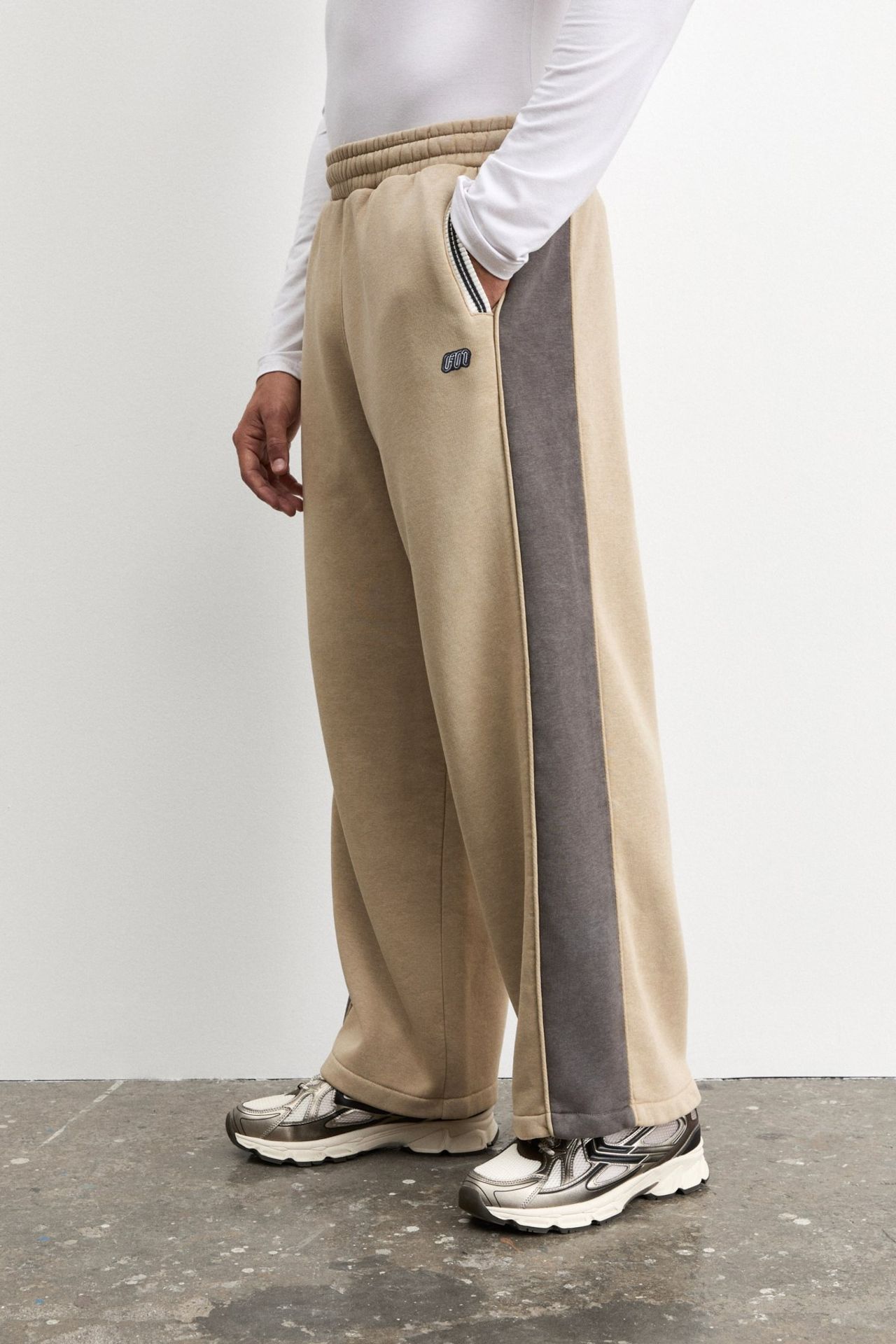 GRIMELANGE Straight-Leg Pull-On Pants 2