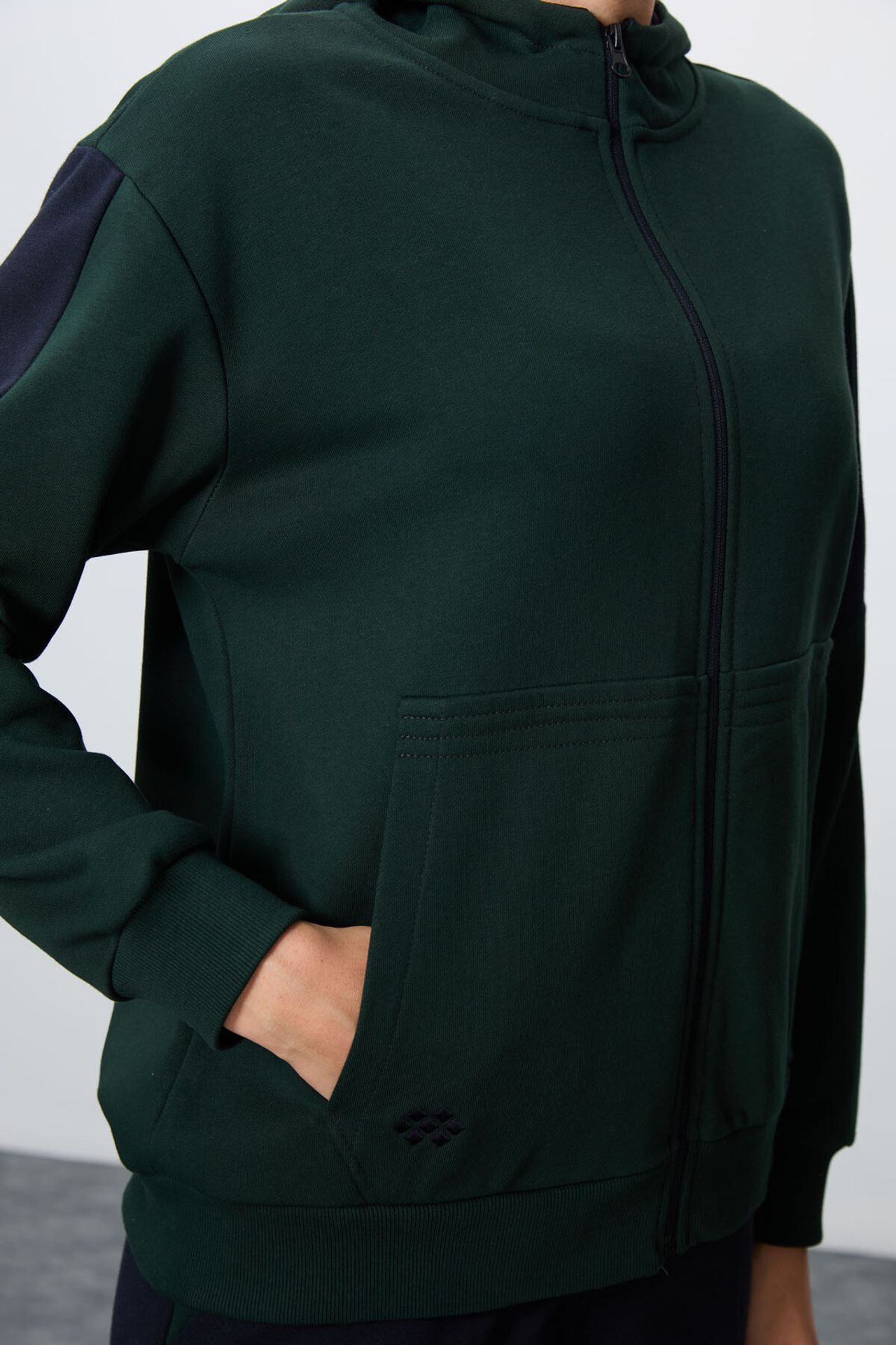 TOMMY Oversized Hooded Zip Sweatshirt And Pants Set 3