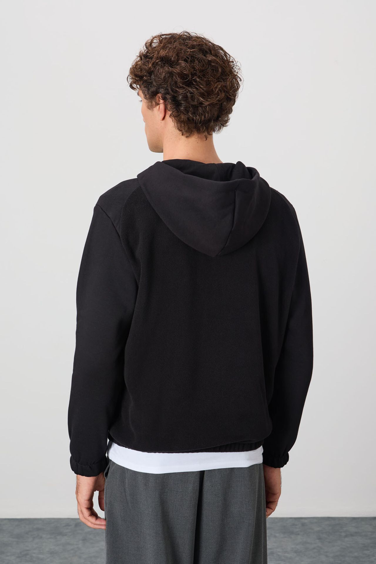 TOMMY Men's Color-Blocked Half-Zip Plush Sweatshirt 6