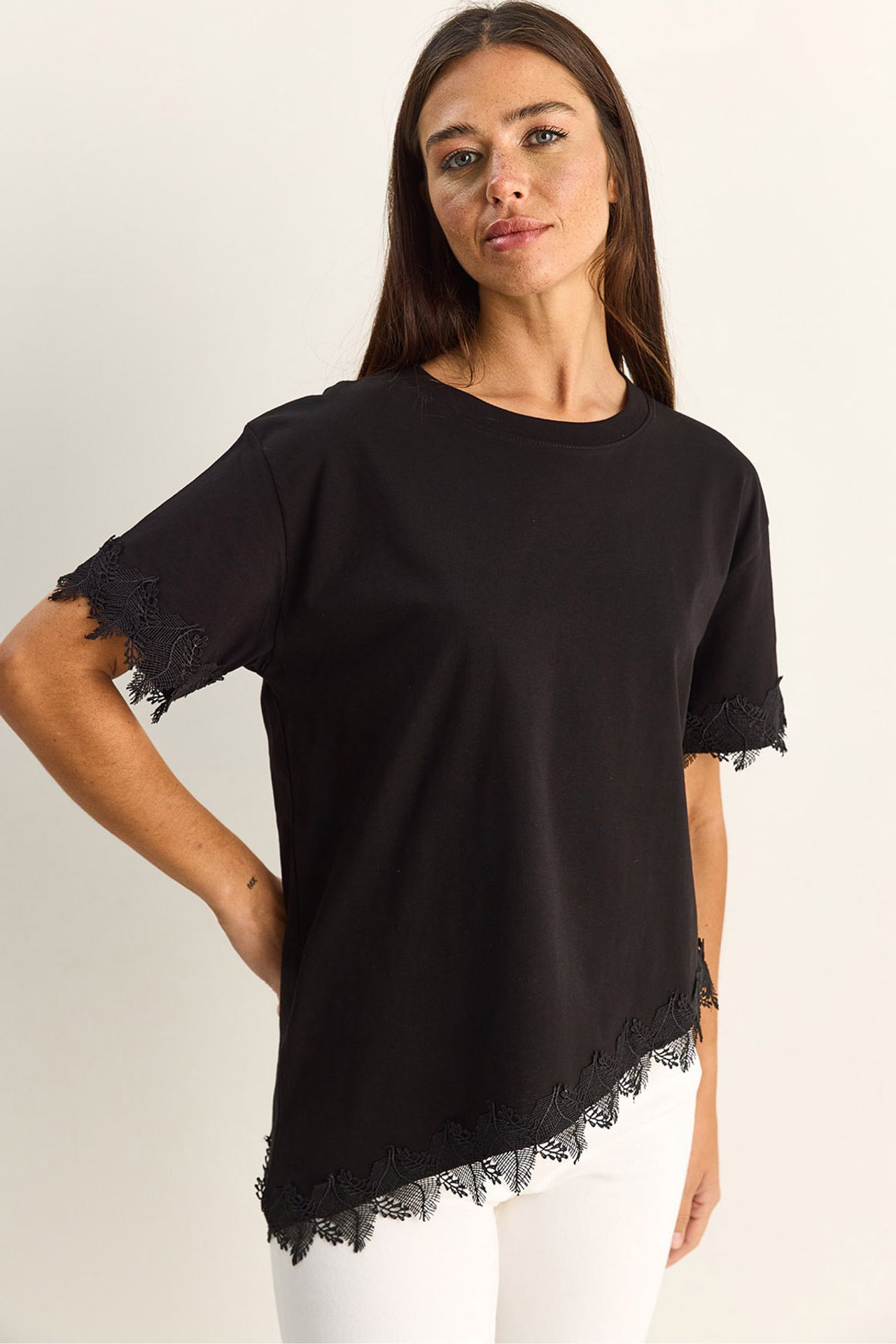 LUCCI Oversized Crew Neck Cotton T-Shirt 1