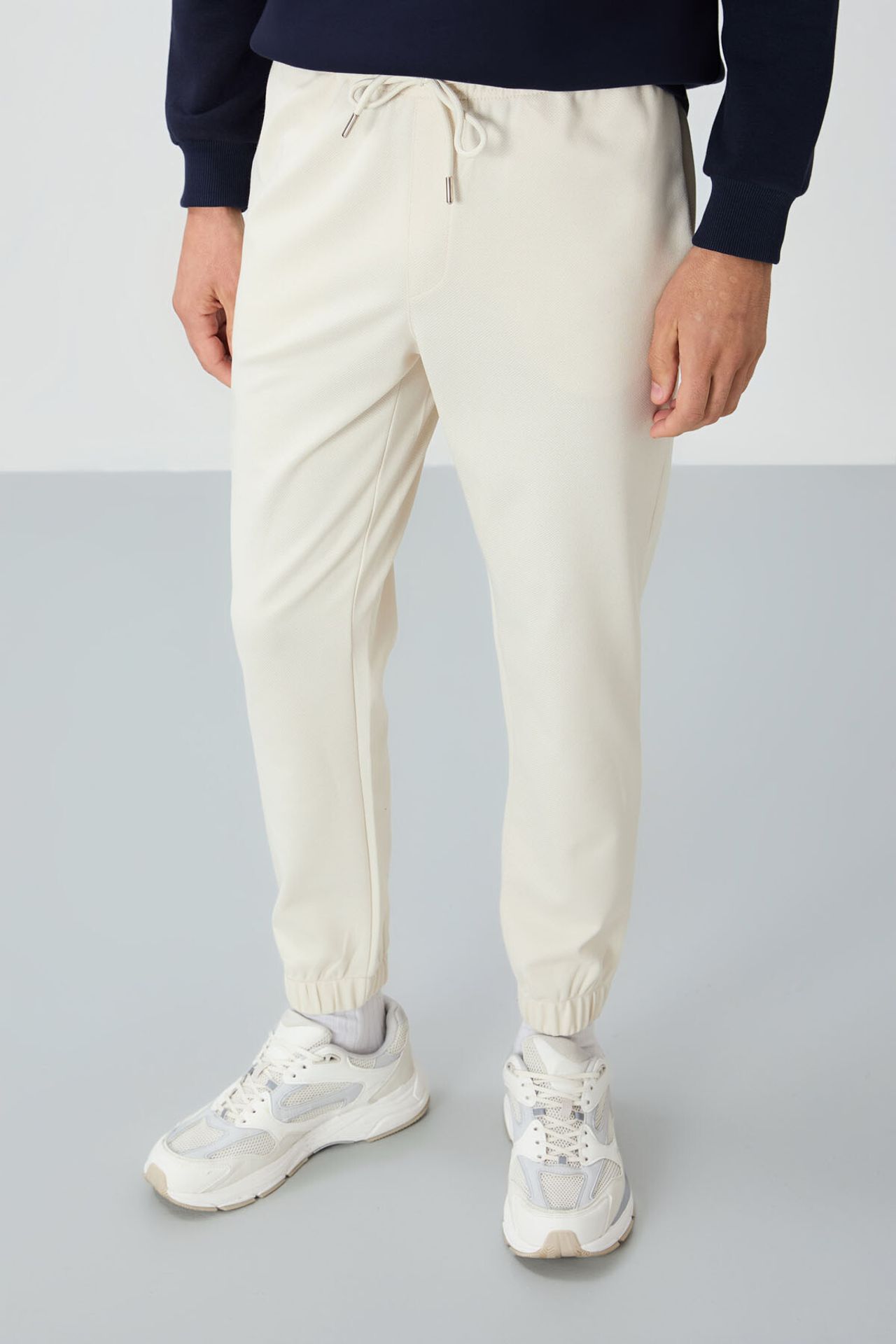 TOMMY Men's Regular Fit Fleece Sweatpants 2
