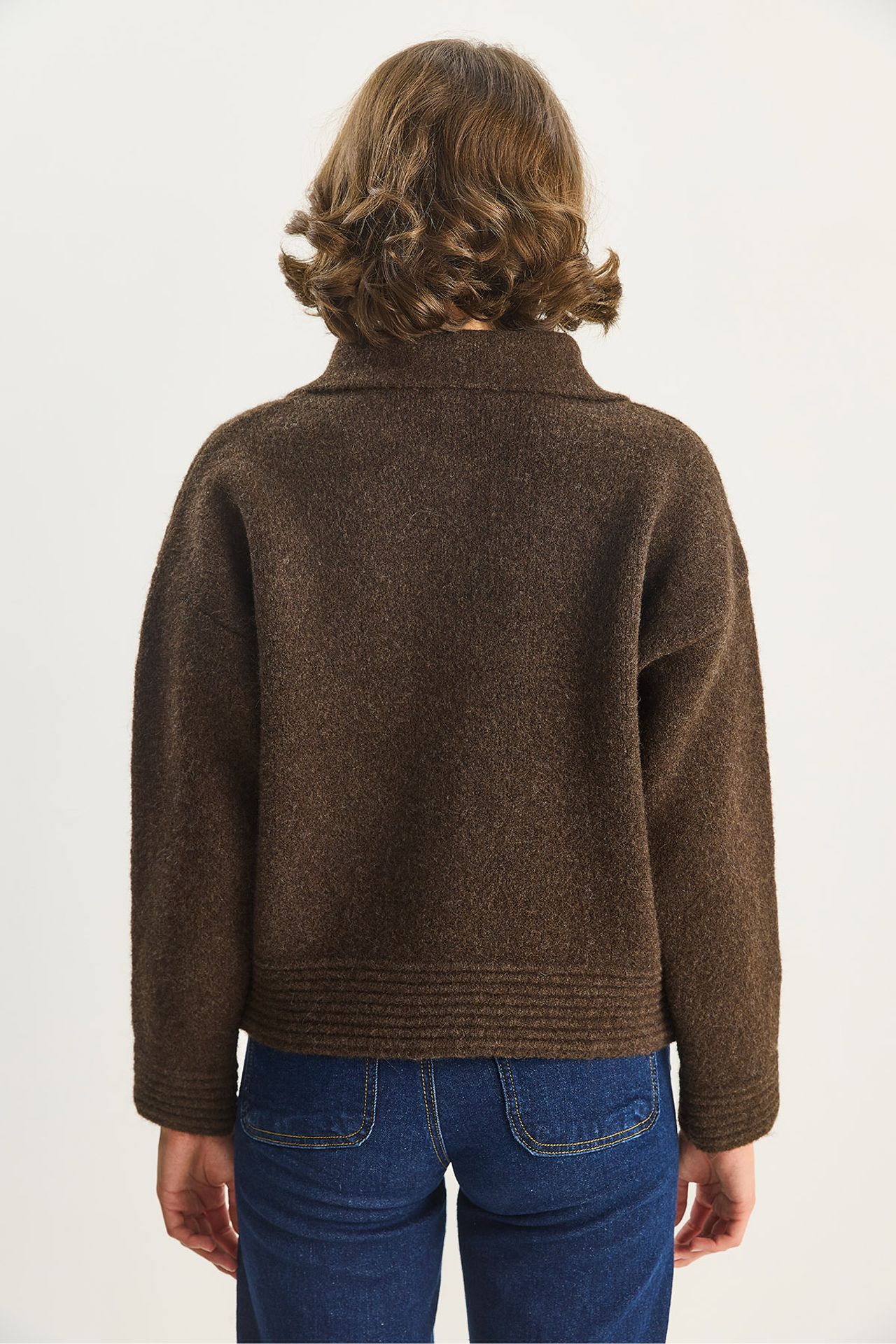 LUCCI Knit Cardigan with Button Closure 6
