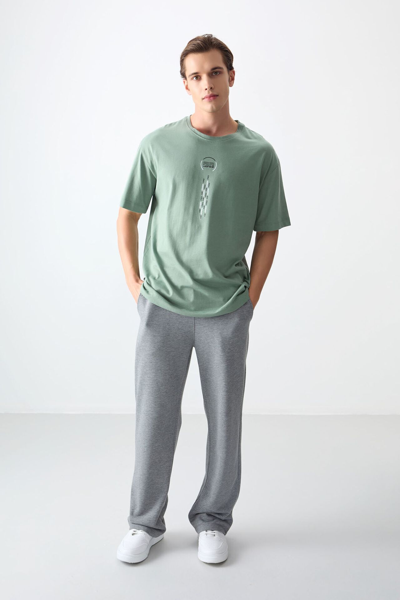 TOMMY Oversized Cotton Text Print Crew Neck T-Shirt 5