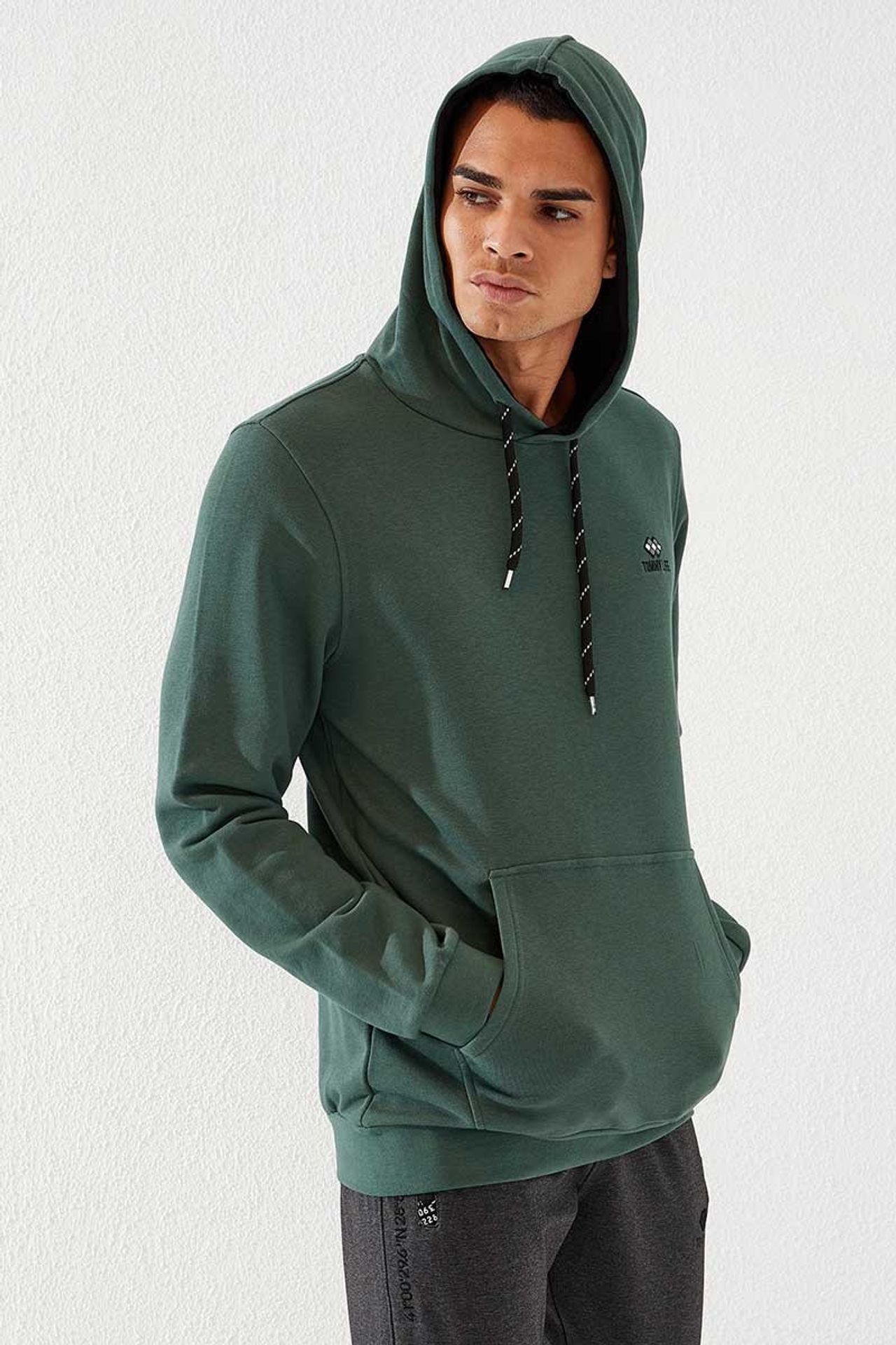TOMMY Men's Solid Hooded Sweatshirt With Pocket 5