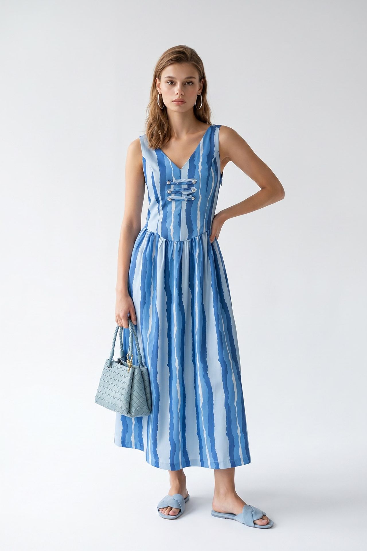 MIXRAY Striped A-line Midi Dress With Tie Detail 3