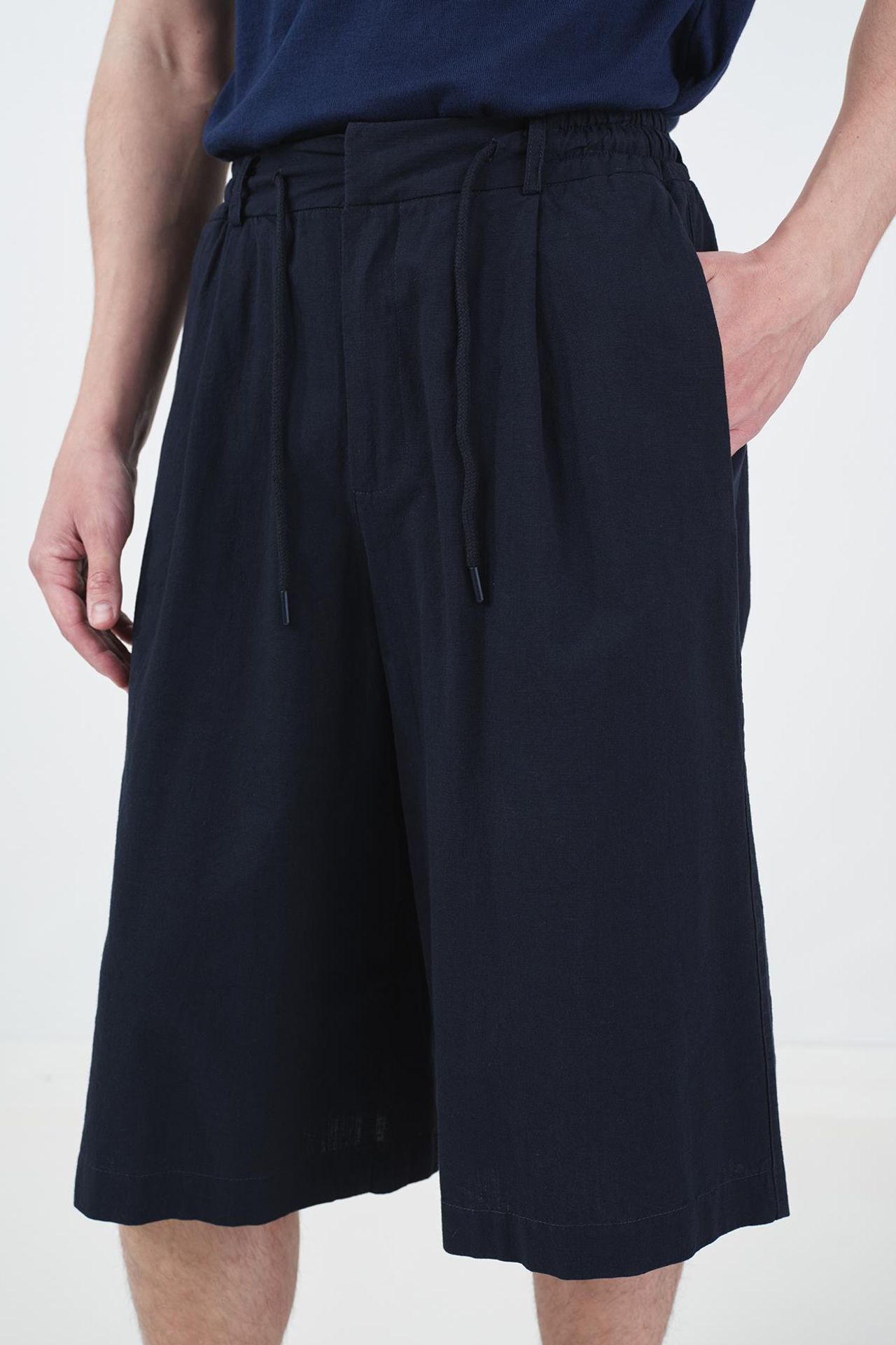 GIESTO Chino Style Wide Leg Long Shorts with Drawstring Waist 4