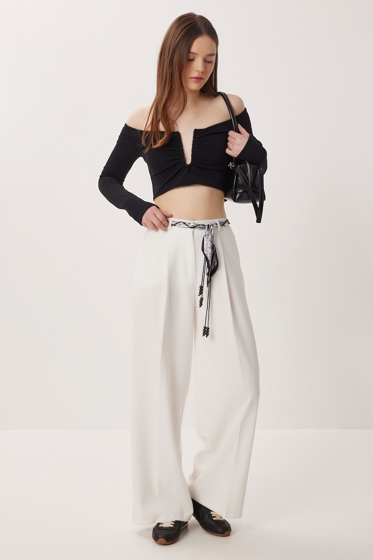 ISTANBUL Women's Straight-Leg Pants 1