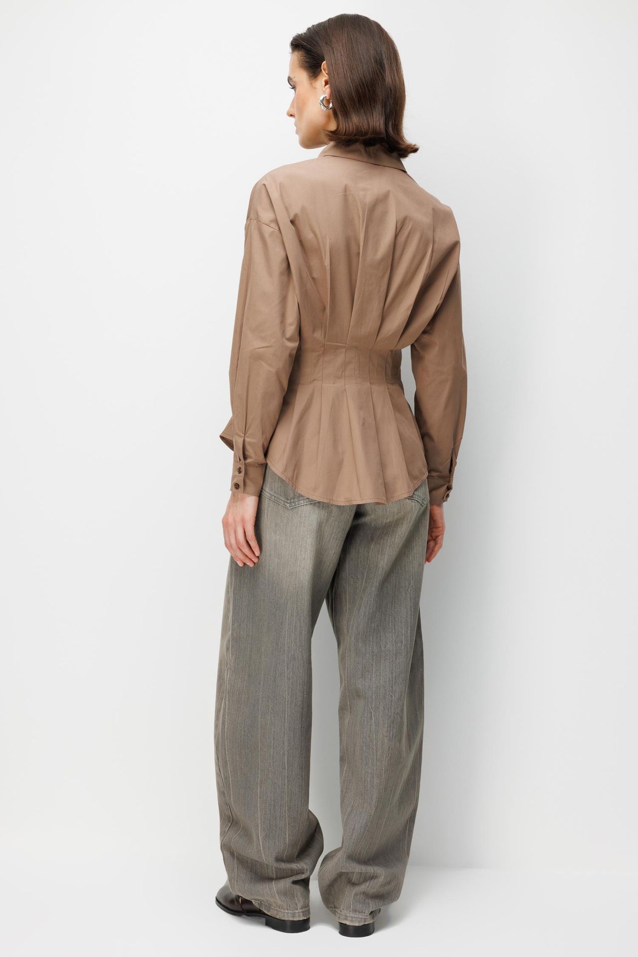 MIXRAY Fitted Long Sleeve Poplin Shirt with Button Closure 5