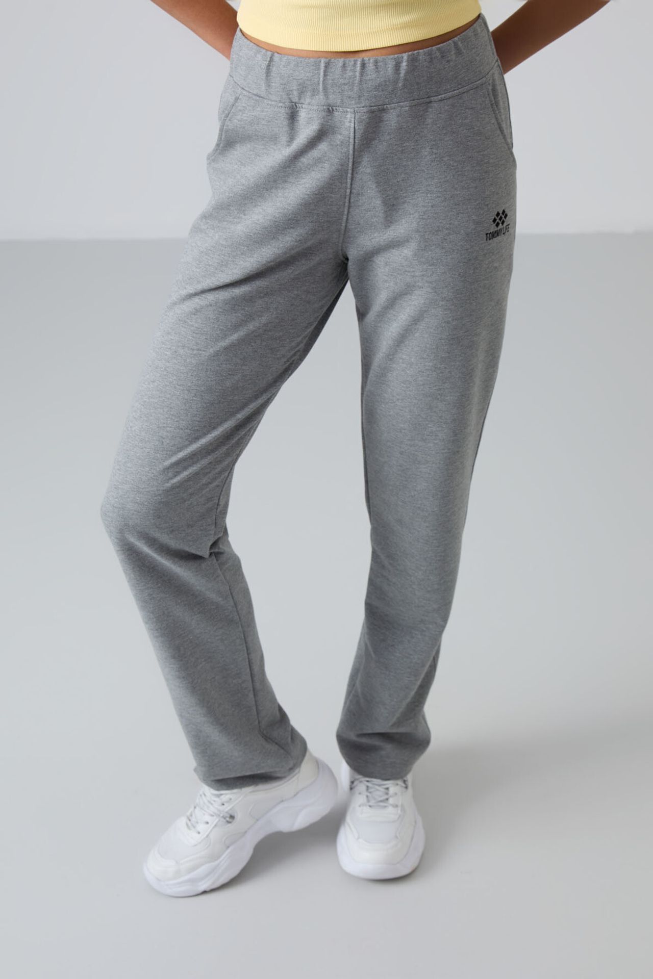 TOMMY High-Waist Straight-Leg Sweatpants 4