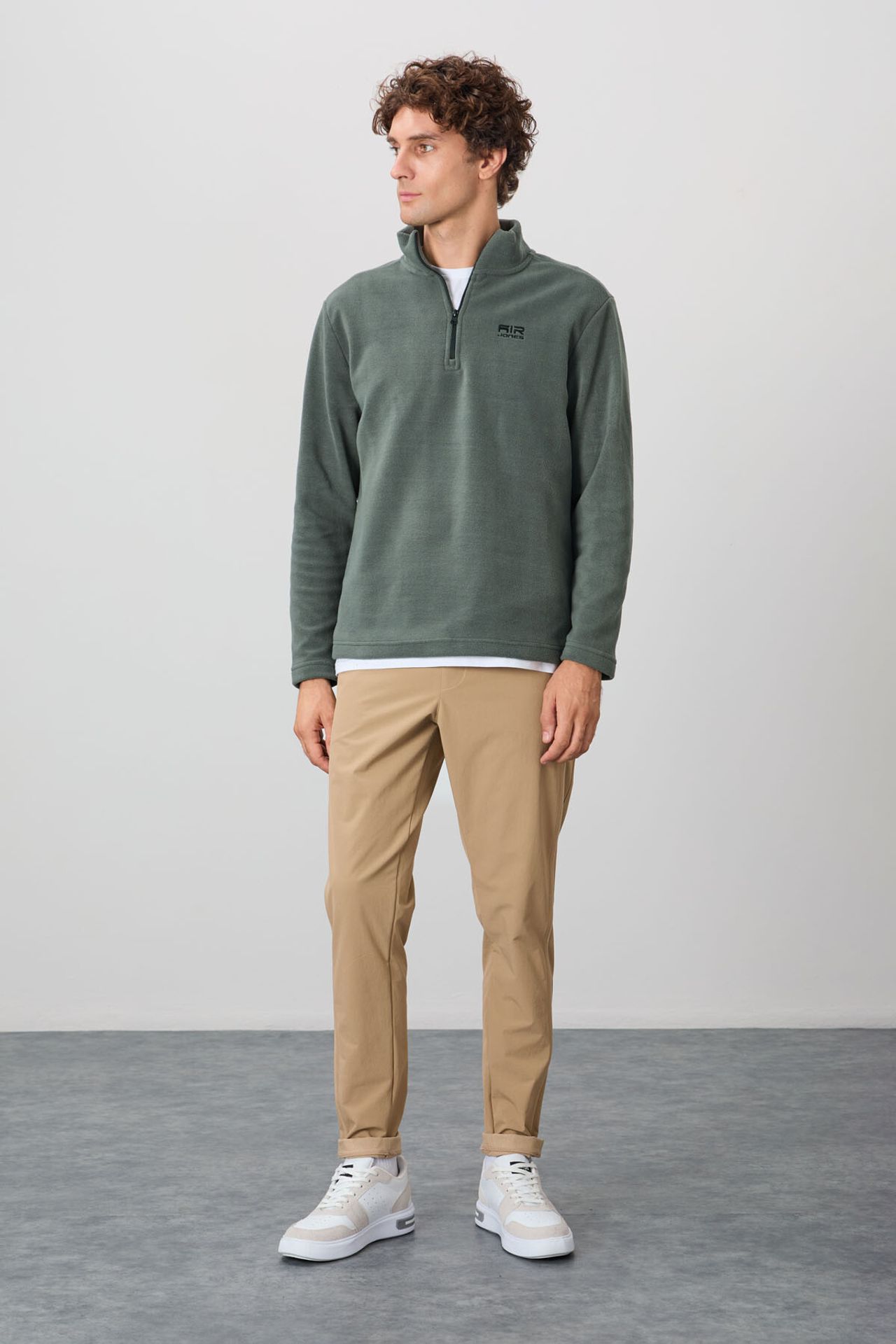 TOMMY Men's Plush Half-Zip Sweatshirt 5