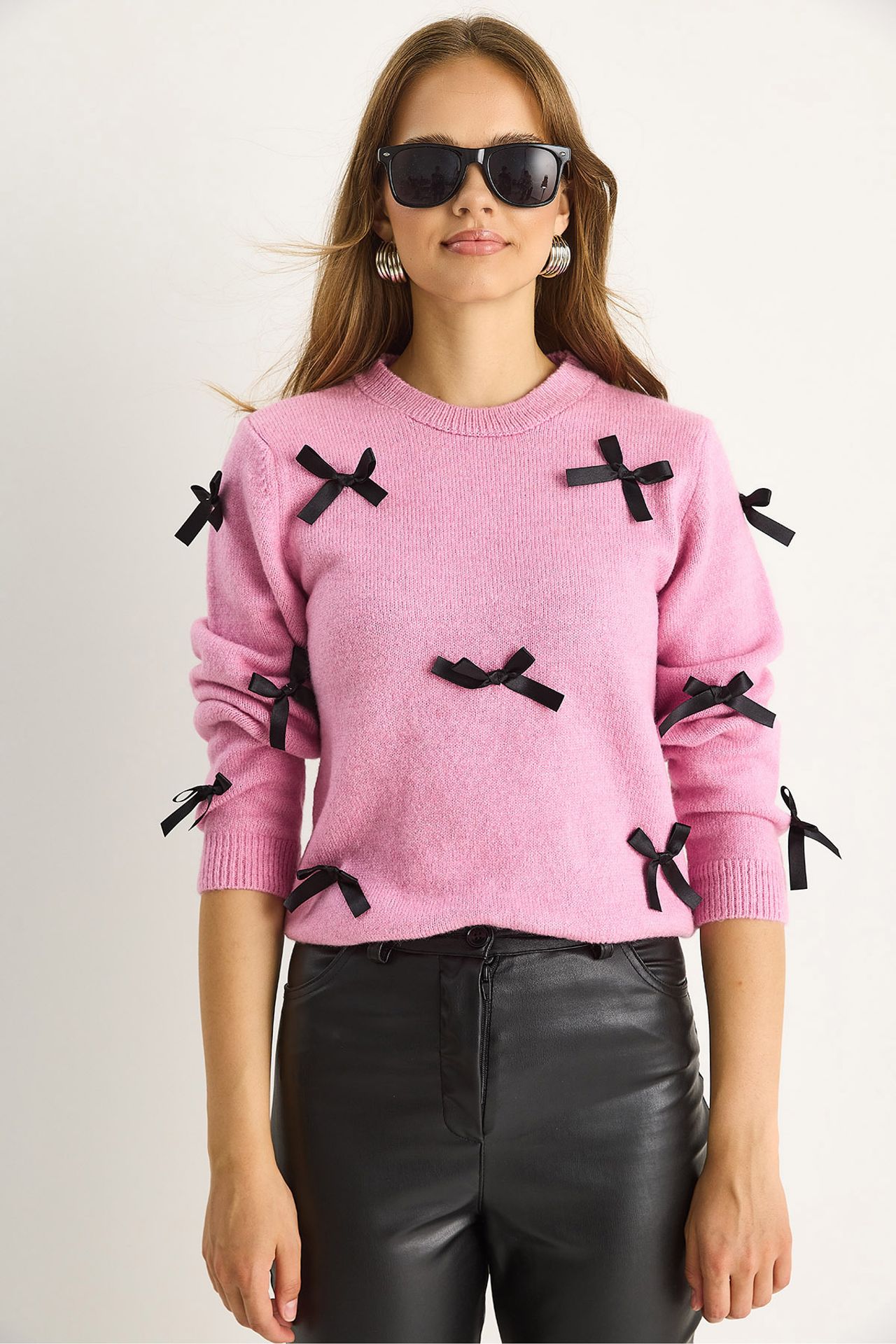 LUCCI Bow Detailed Crew Neck Sweater 4
