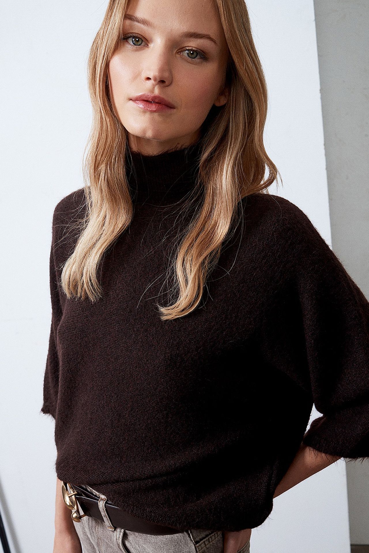 DILVIN Women's Wool-Blend Sweater 1