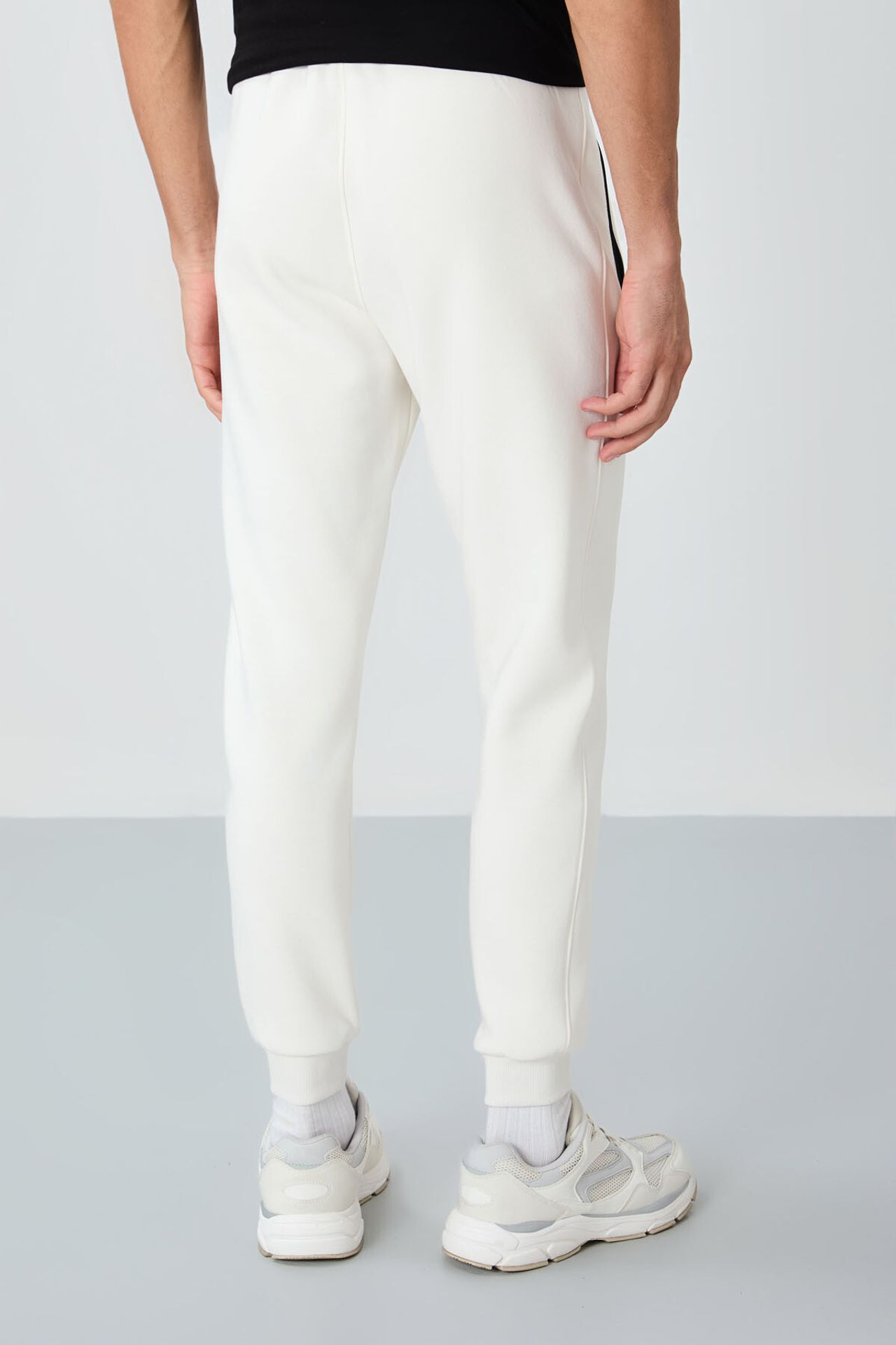 TOMMY Men's Jogger Sweatpants 5
