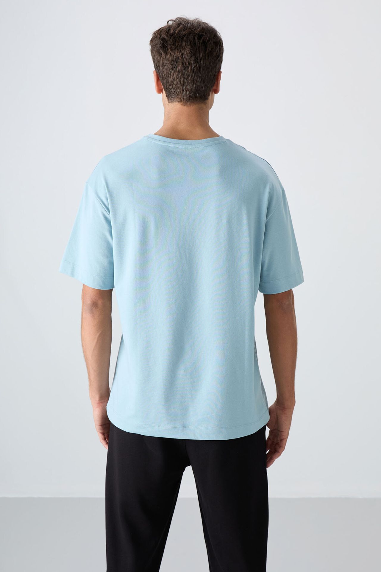 TOMMY Oversized Logo Patch Crew Neck T-Shirt 5