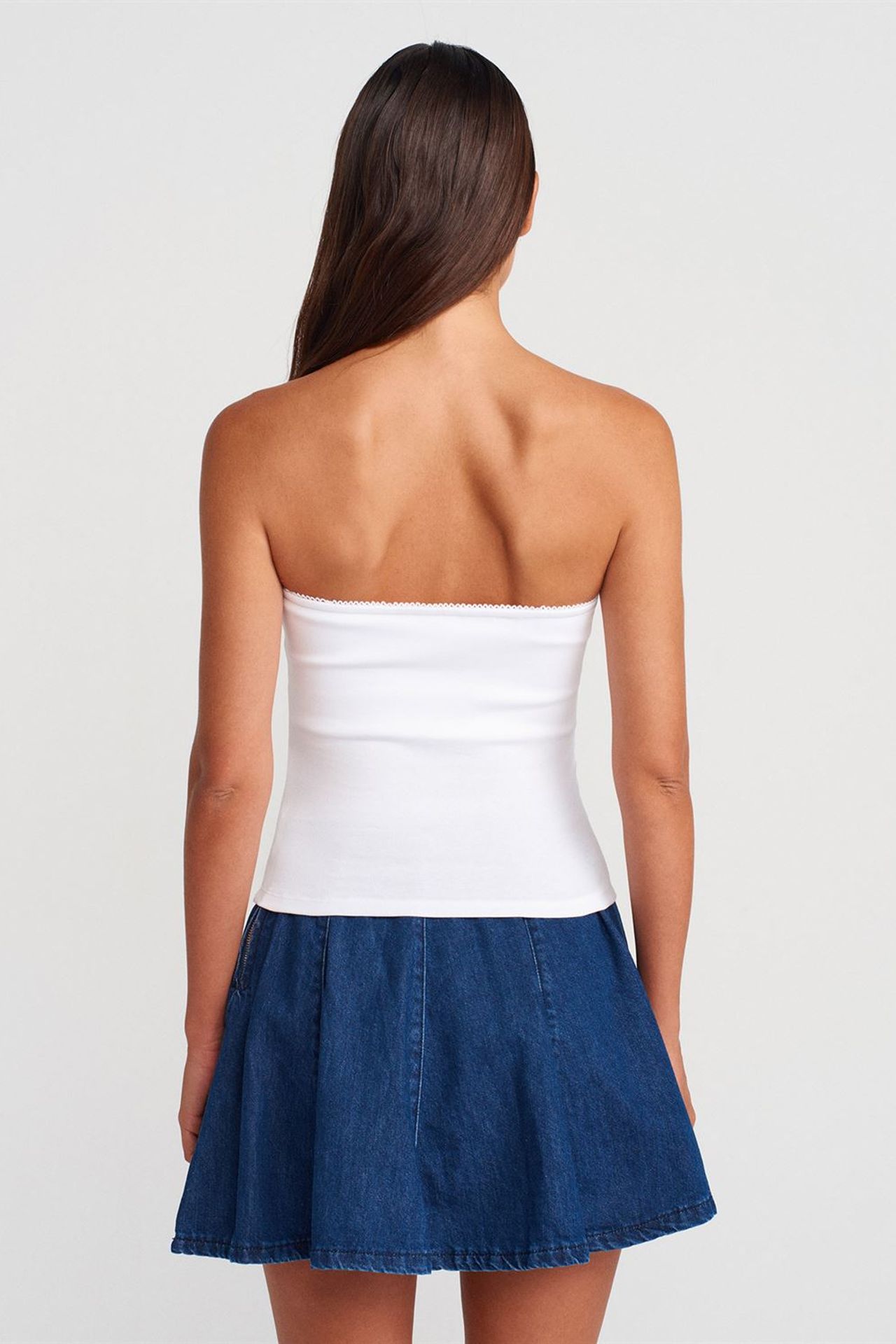 DILVIN Strapless Crop Bandeau Top With Bow Detail 2