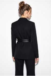 black-image-4