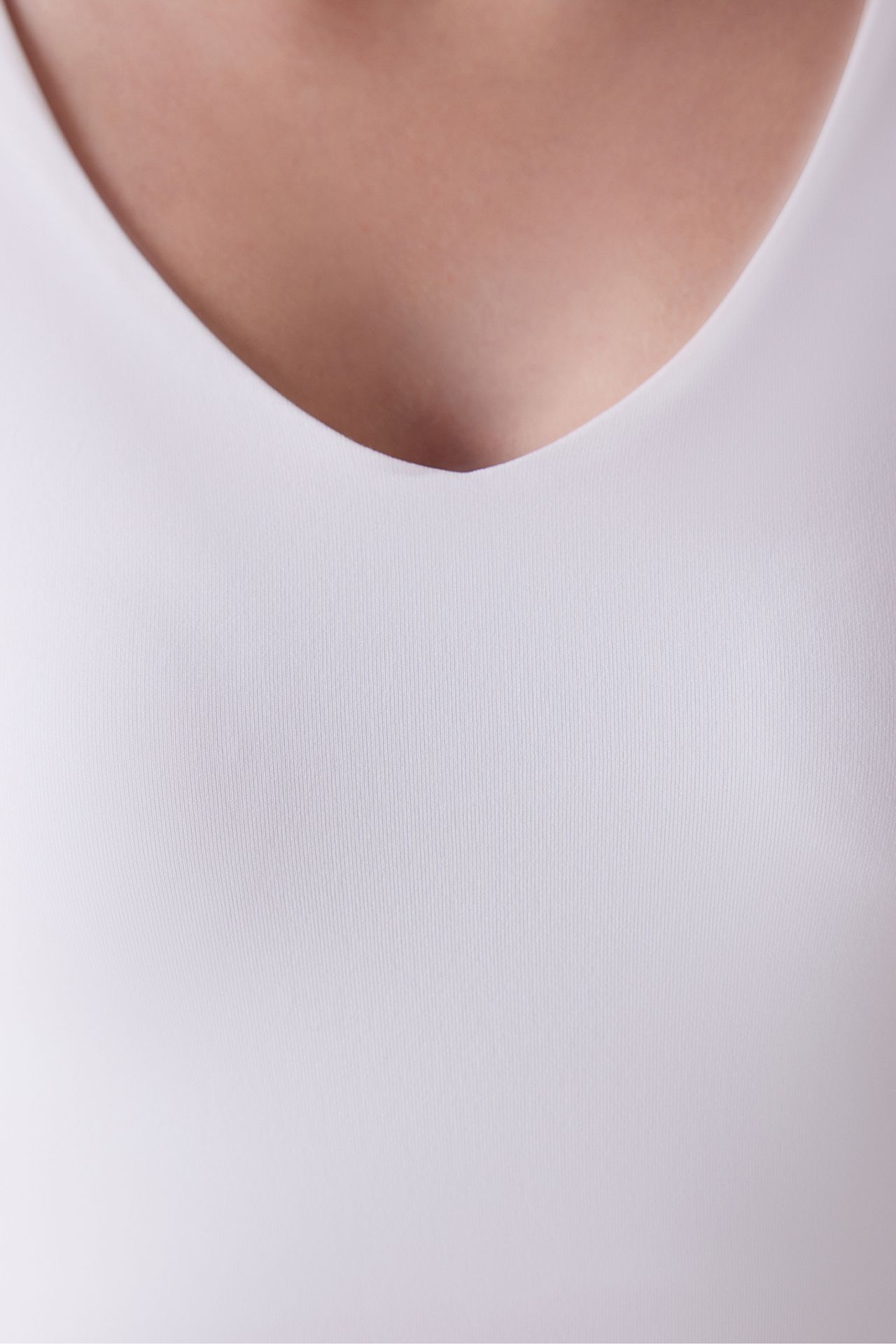 PENTI V Neck Top 4