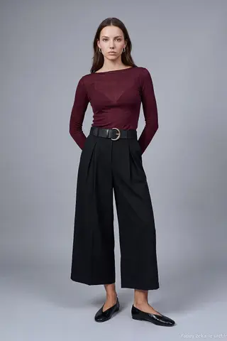 Siyah