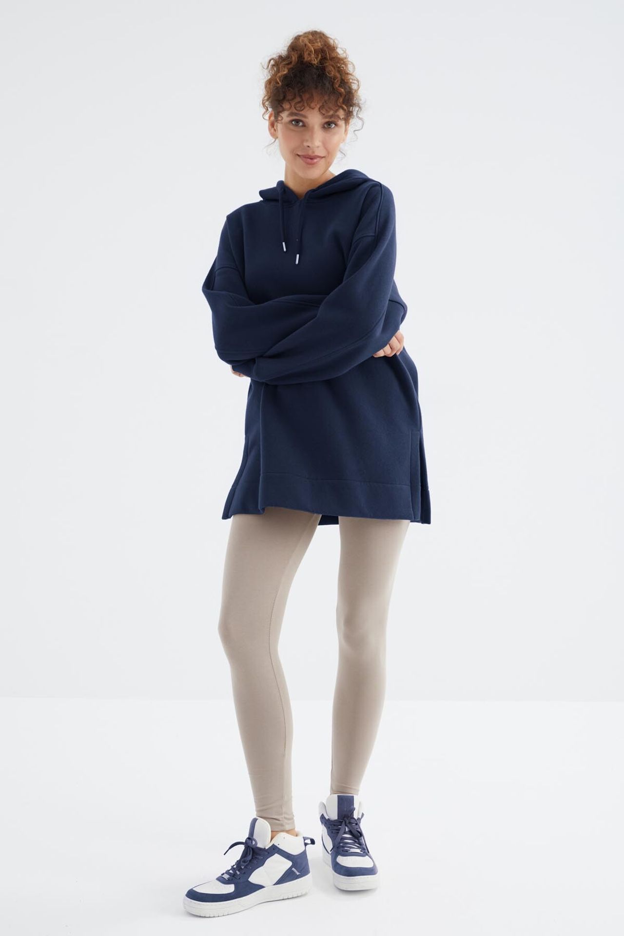 TOMMY Oversized Hooded Sweatshirt With Pocket 6