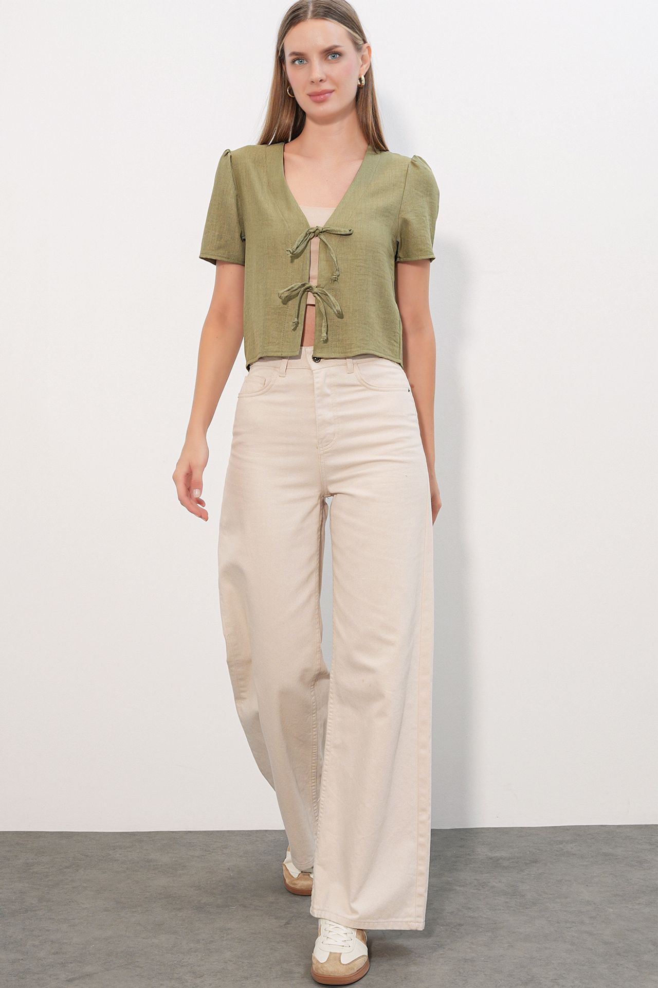 BDART Textured V-Neck Linen Blend Crop Top 2